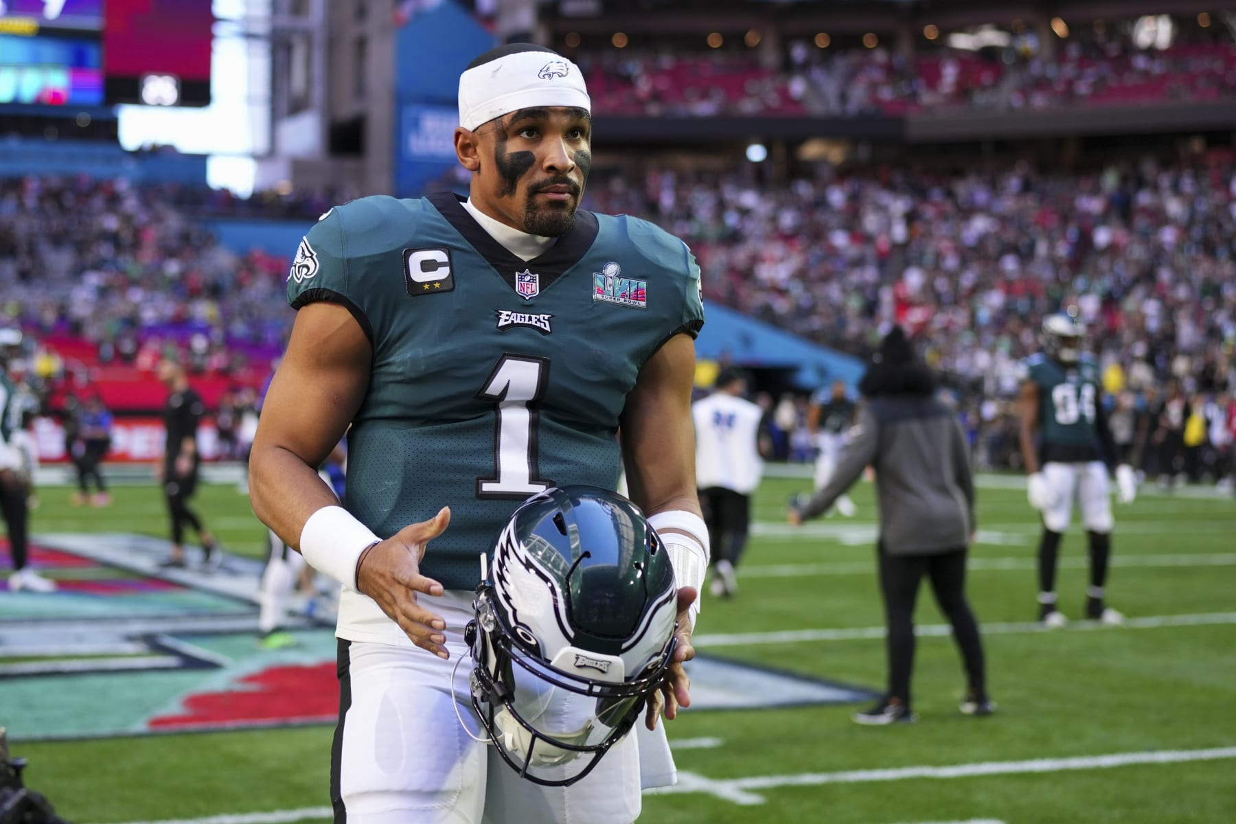 Eagles' Kelly Green Alternate Jerseys Will Return in 2023, Jeffrey Lurie  Says, News, Scores, Highlights, Stats, and Rumors