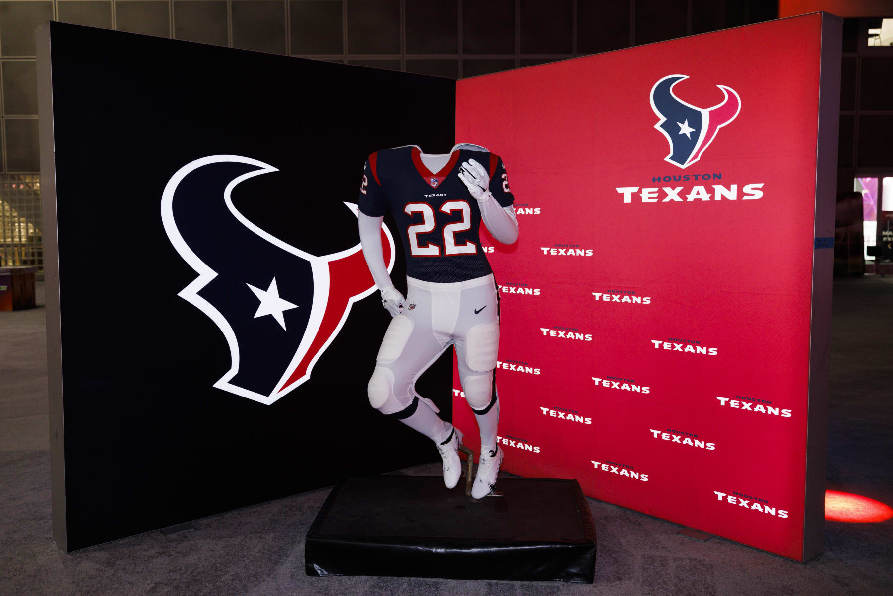 Houston Texans' Chase Winovich Opens Up About Sack Against Patriots -  Sports Illustrated Houston Texans News, Analysis and More