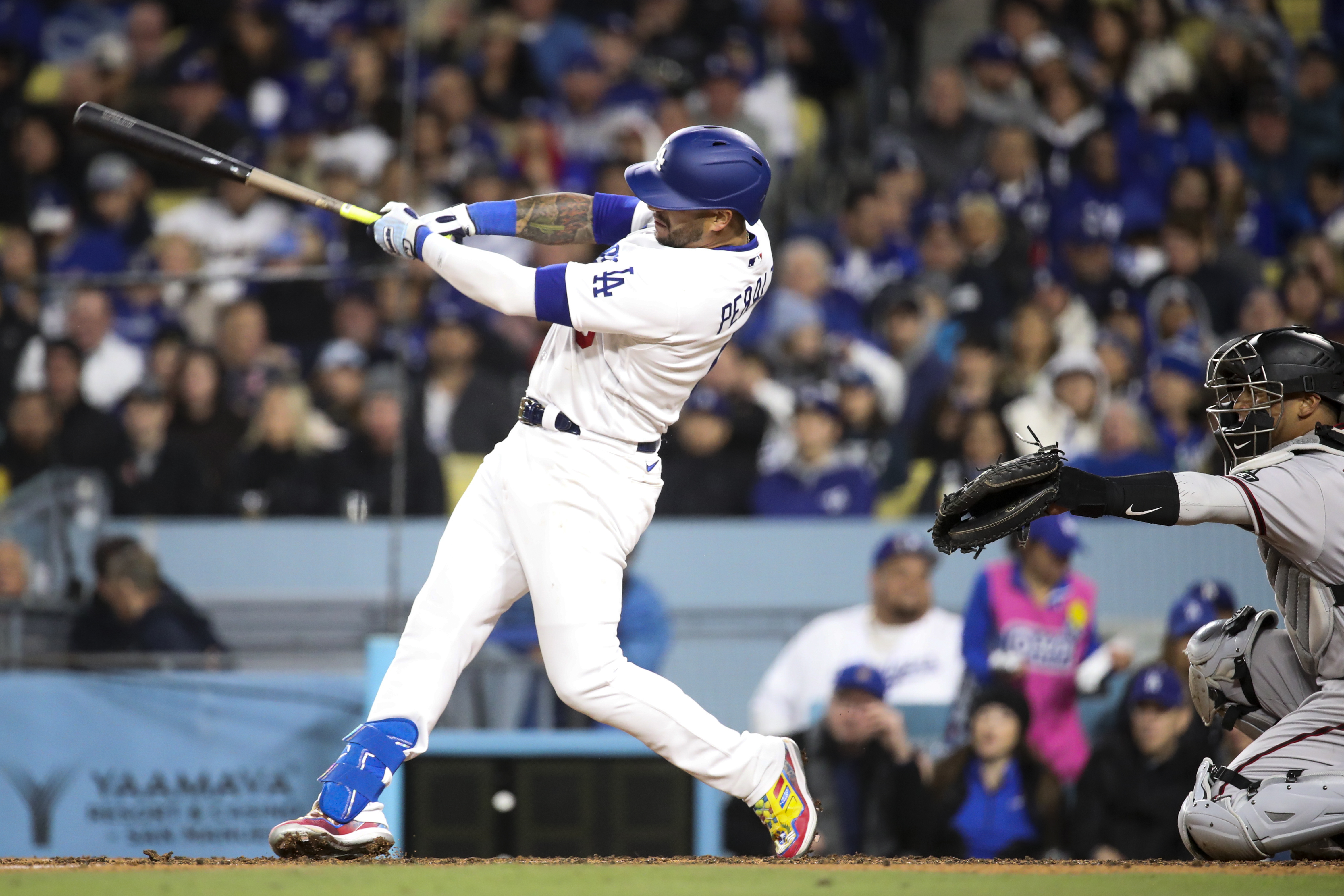 D-Backs aren't fans of Dodger Stadium's new flickering LED lights