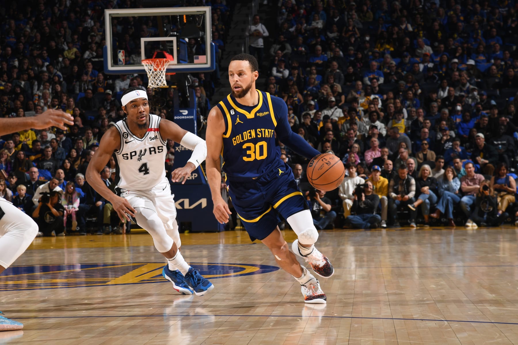 SAN FRANCISCO, CA - MARCH 31: Stephen Curry #30 of the Golden State Warriors dribbles the ball during the game against the San Antonio Spurs on March 31, 2023 at Chase Center in San Francisco, California. NOTE TO USER: User expressly acknowledges and agrees that, by downloading and or using this photograph, user is consenting to the terms and conditions of Getty Images License Agreement. Mandatory Copyright Notice: Copyright 2023 NBAE (Photo by Noah Graham/NBAE via Getty Images) SAN FRANCISCO, CA - MARCH 31: Stephen Curry #30 of the Golden State Warriors dribbles the ball during the game against the San Antonio Spurs on March 31, 2023 at Chase Center in San Francisco, California. NOTE TO USER: User expressly acknowledges and agrees that, by downloading and or using this photograph, user is consenting to the terms and conditions of Getty Images License Agreement. Mandatory Copyright Notice: Copyright 2023 NBAE (Photo by Noah Graham/NBAE via Getty Images)