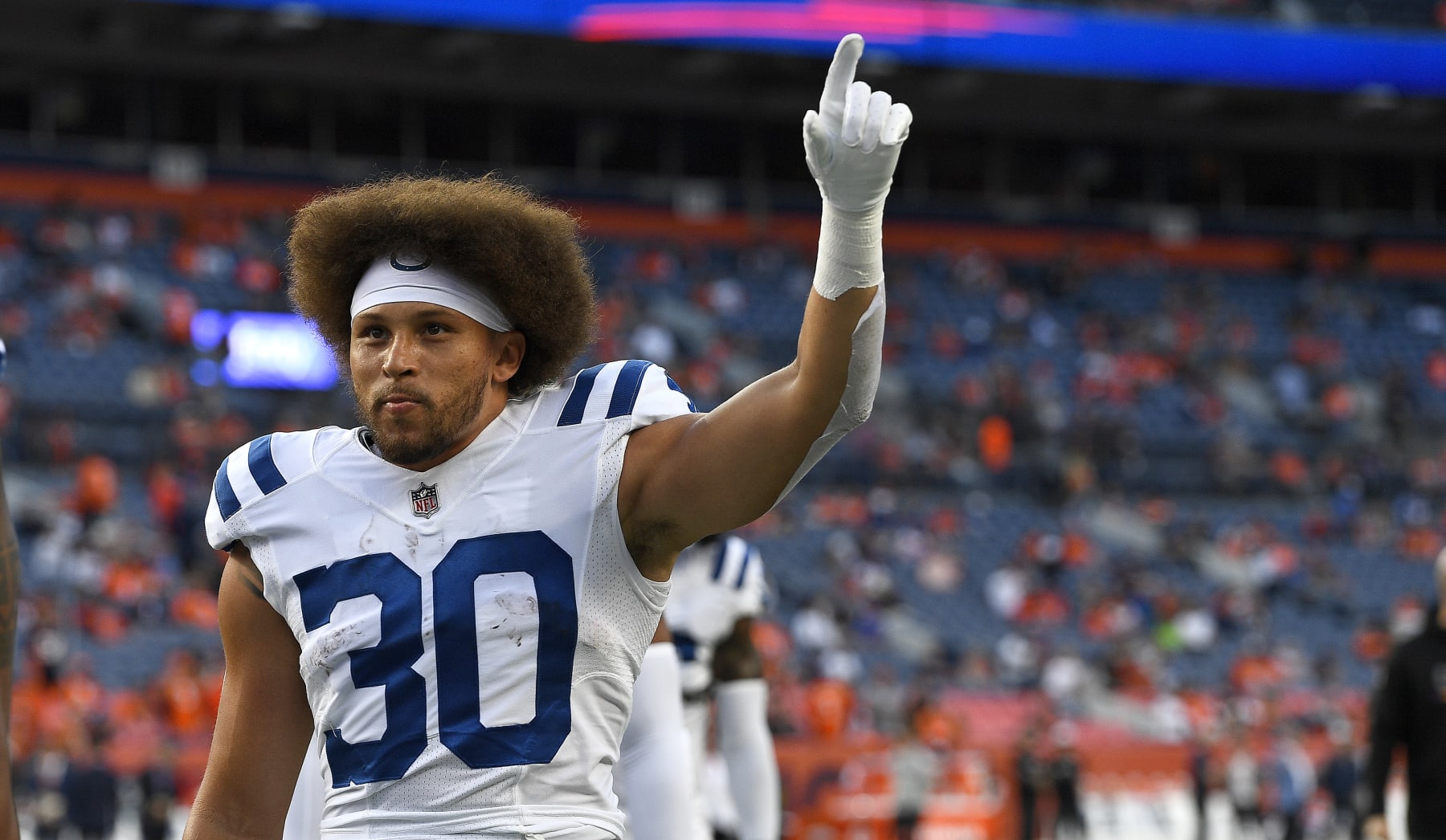 Indianapolis Colts sign RB Phillip Lindsay to practice squad