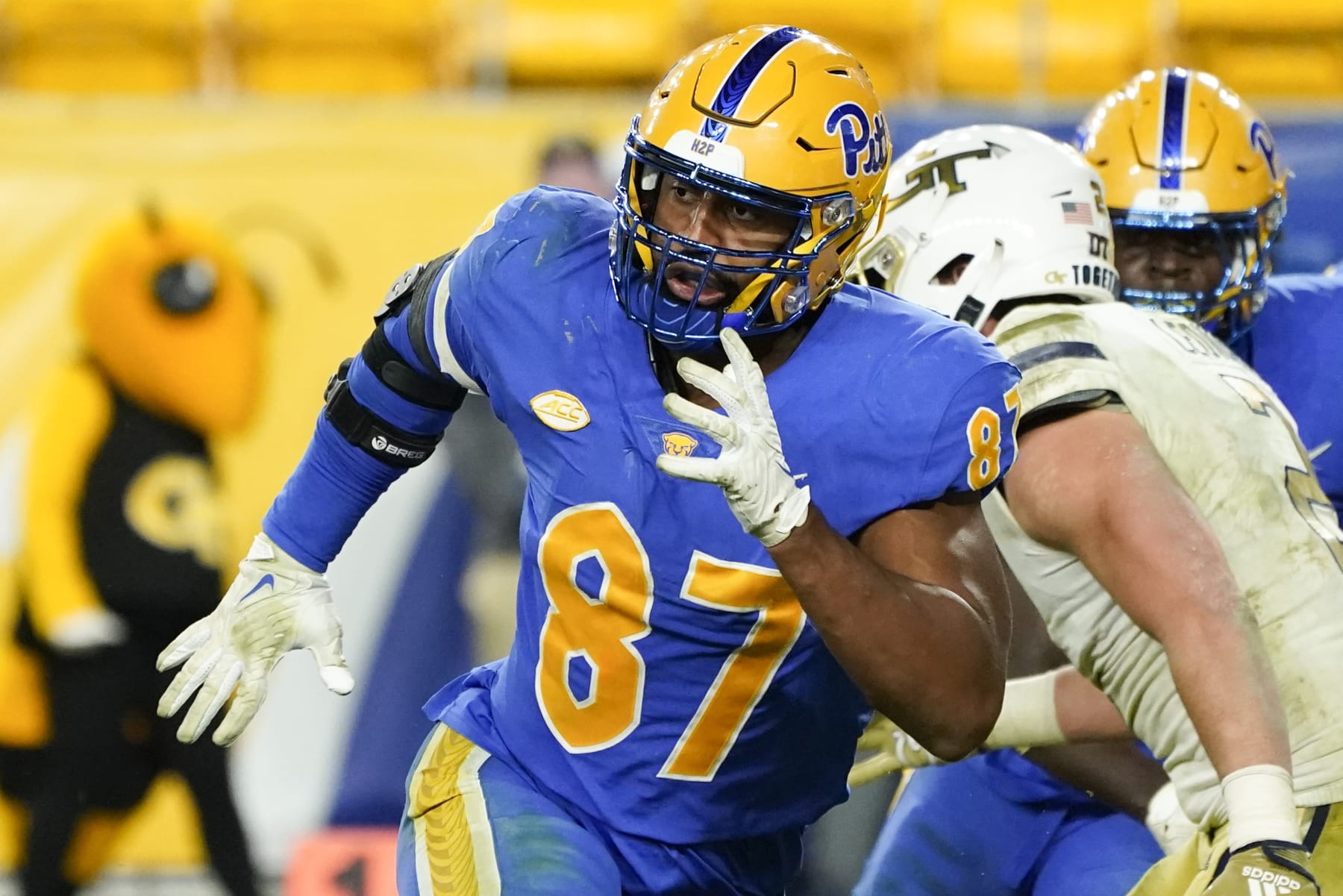 Las Vegas Raiders NFL Draft Picks & Grades 2022: Dylan Parham Could Be a  Year One Starter on a Bad Offensive Line