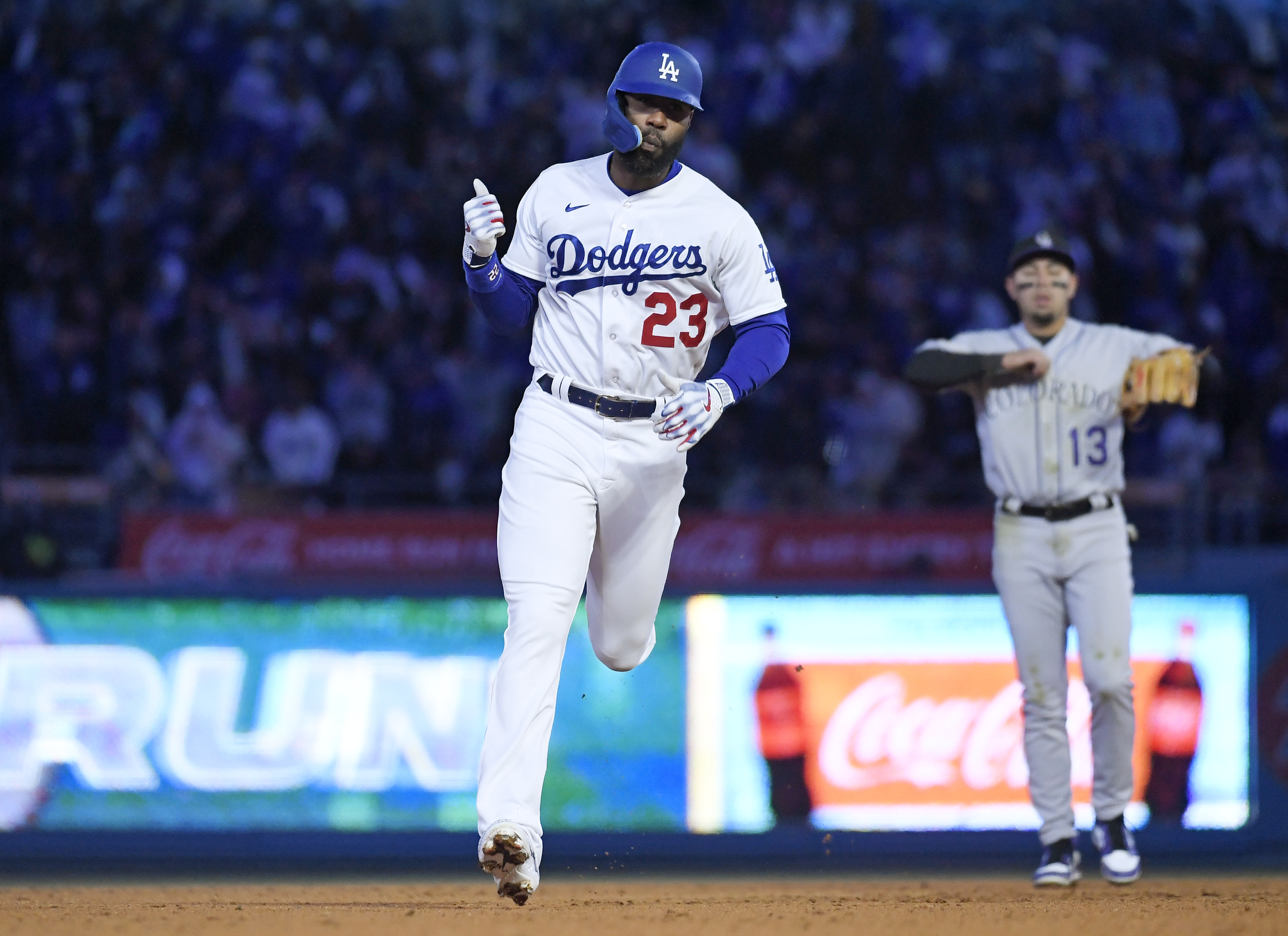 Dodgers Notes: LA Wins Heading into Off Day, Muncy & Heyward Showcase,  Injury Updates & More