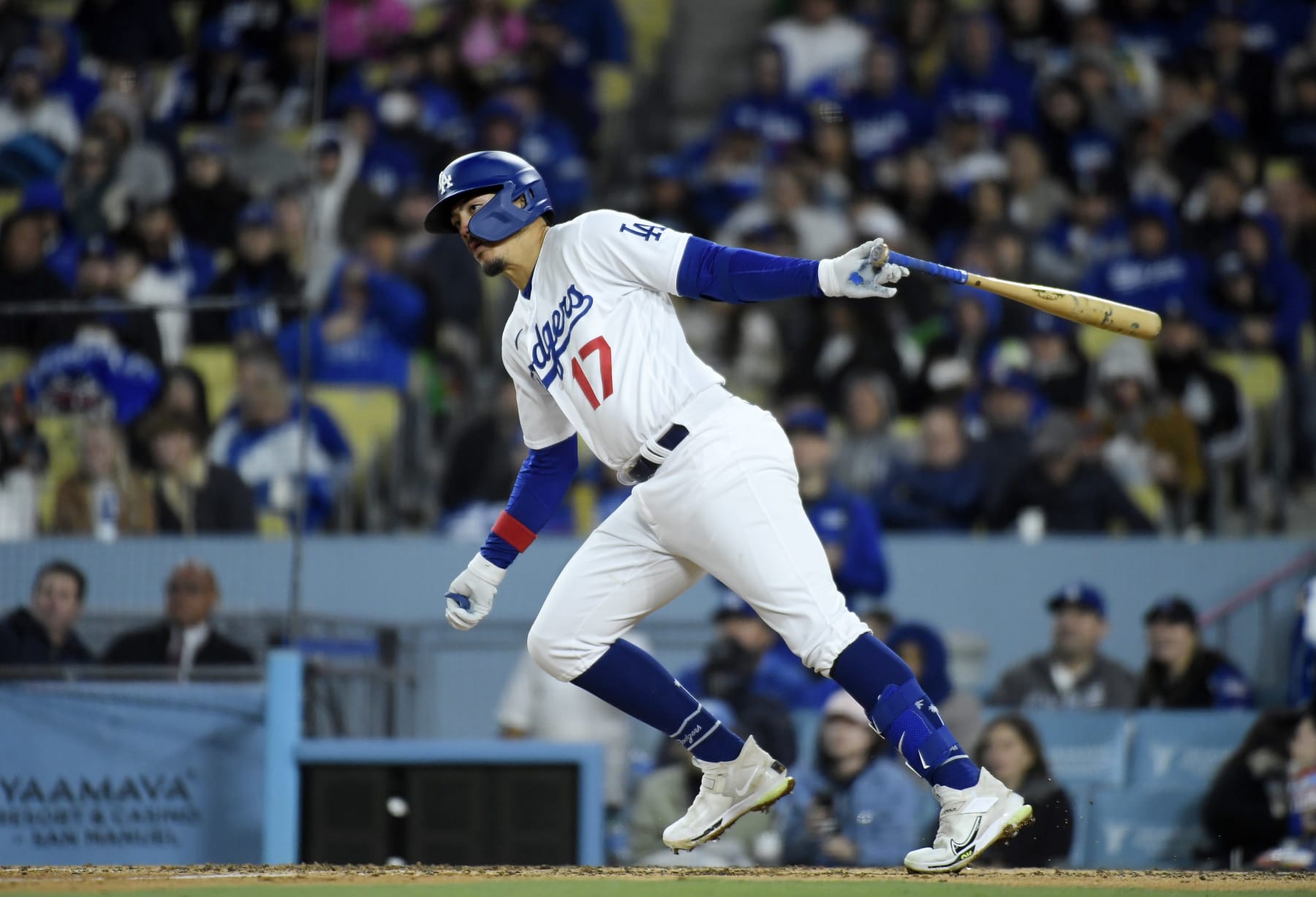 Dodgers' Miguel Vargas, instructed not to swing a bat in spring training,  is still getting on base 