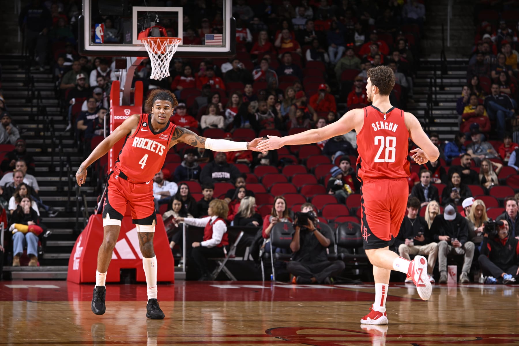 Rockets eyeing Lopez, Sixers optimistic on Harden, Draymond to