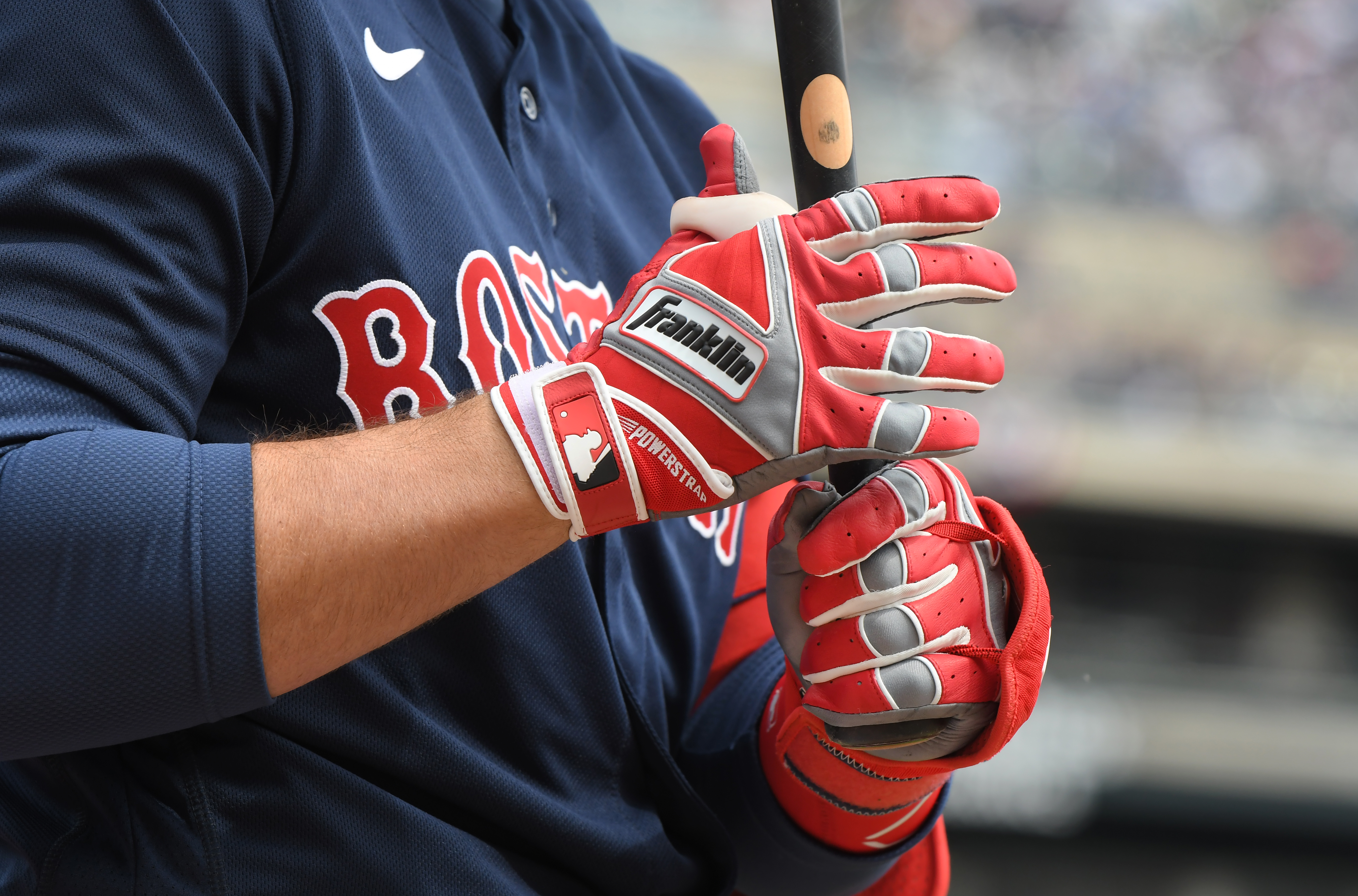 What Pros Wear: Xander Bogaerts' Franklin Powerstrap Batting