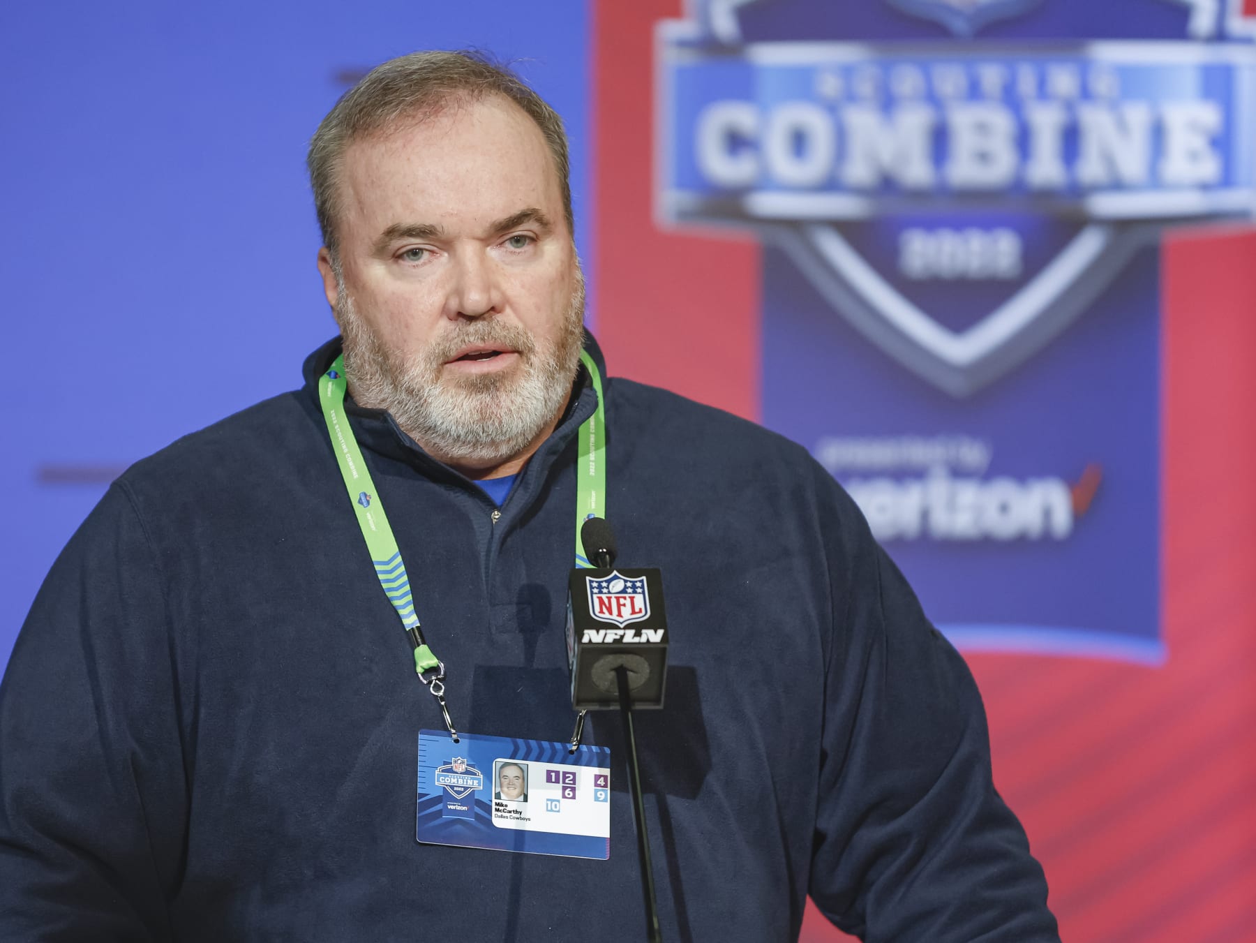 Are Cowboys trying to address OL before draft with latest free