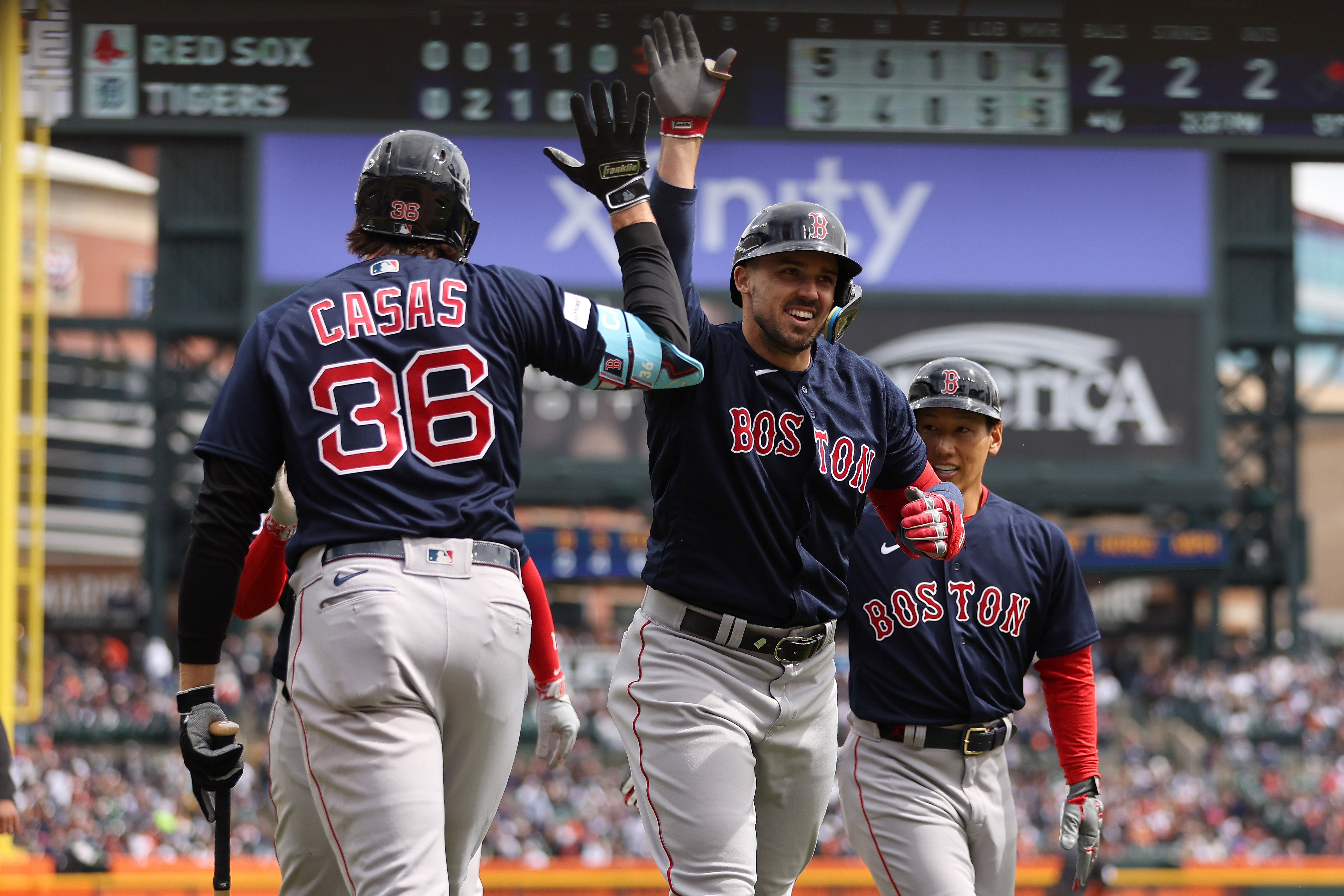 Red Sox top Tigers behind Casas, Crawford for 3-game sweep