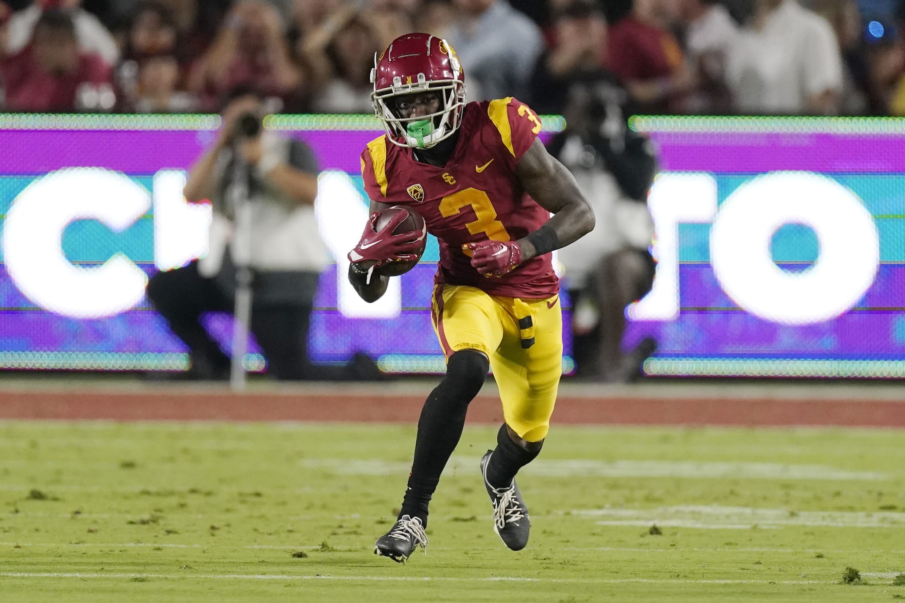 2023 NFL Mock Draft: Bijan Robinson lands in the perfect spot, plus more Fantasy  Football fallout 