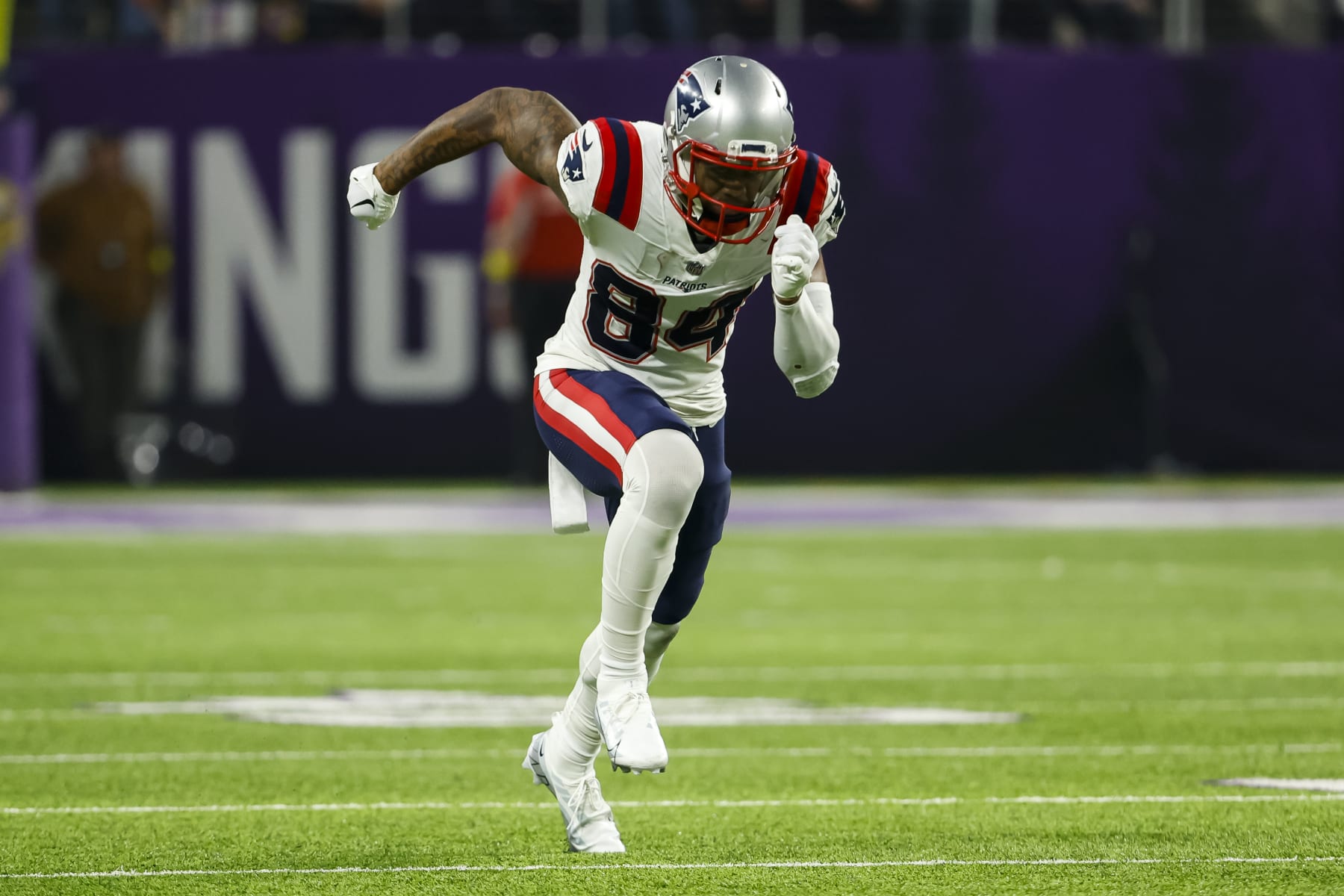 DeVante Parker to New England Patriots: How the trade affects N'Keal Harry,  what the WR depth chart looks like now - ESPN - New England Patriots Blog-  ESPN