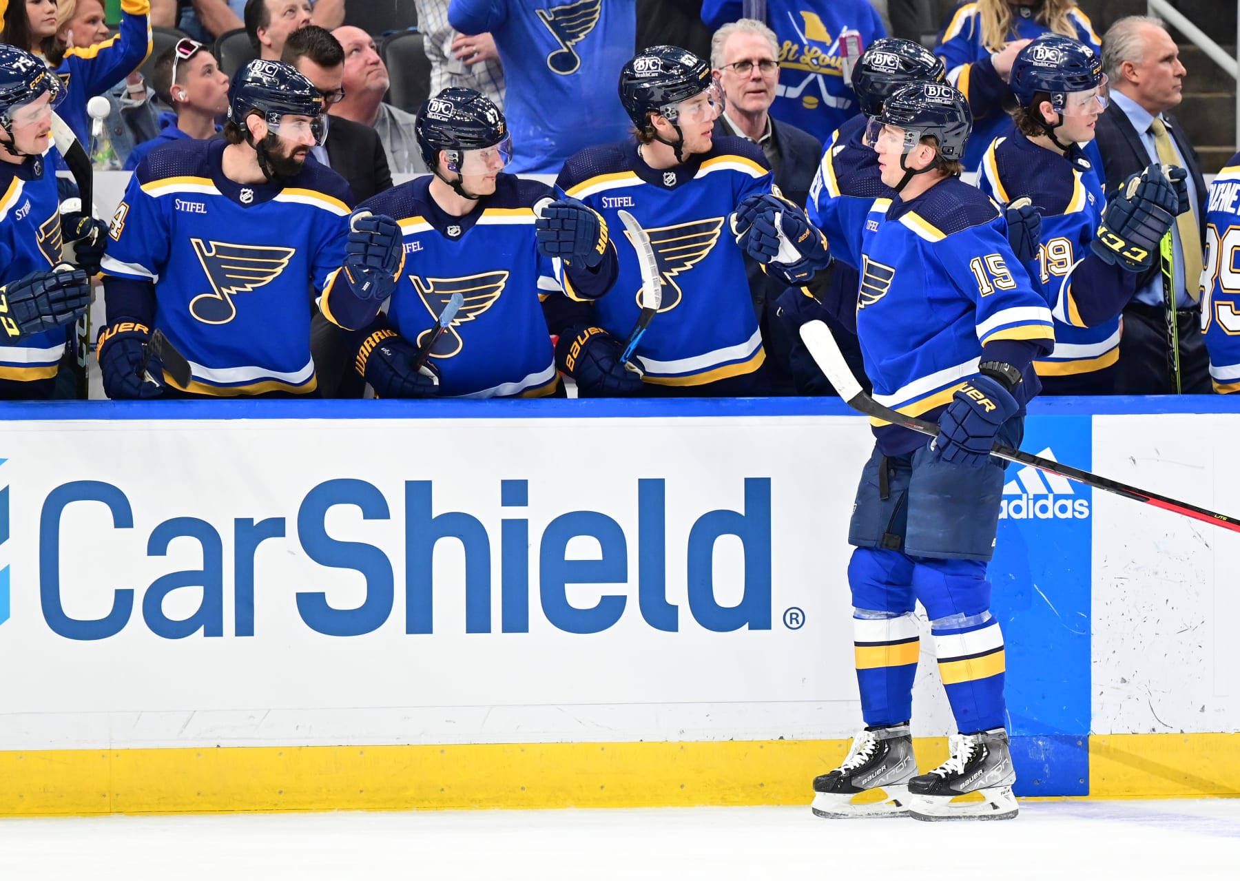 What can you bring to a St. Louis Blues game?