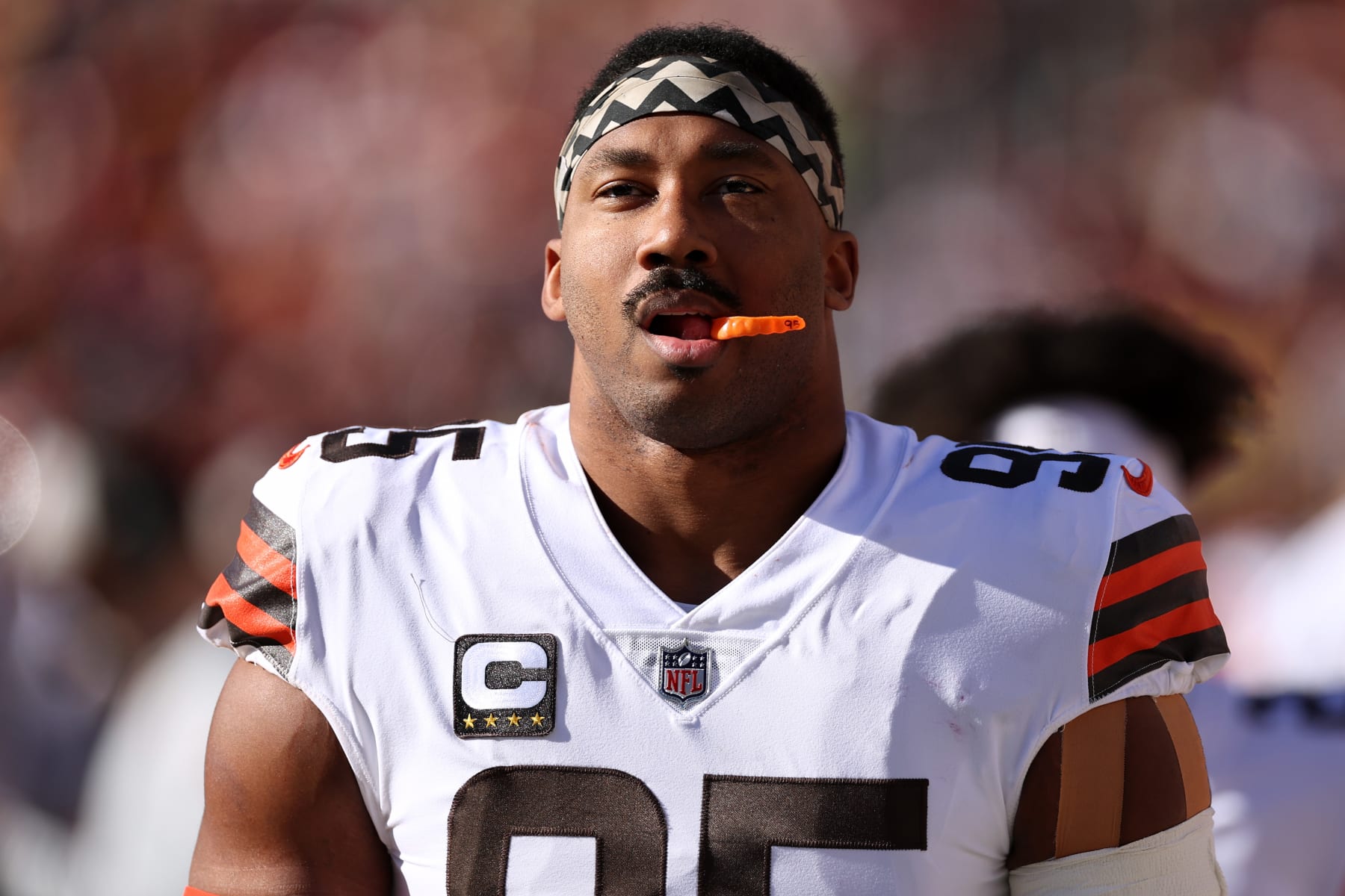 Browns star Myles Garrett out with hamstring injury