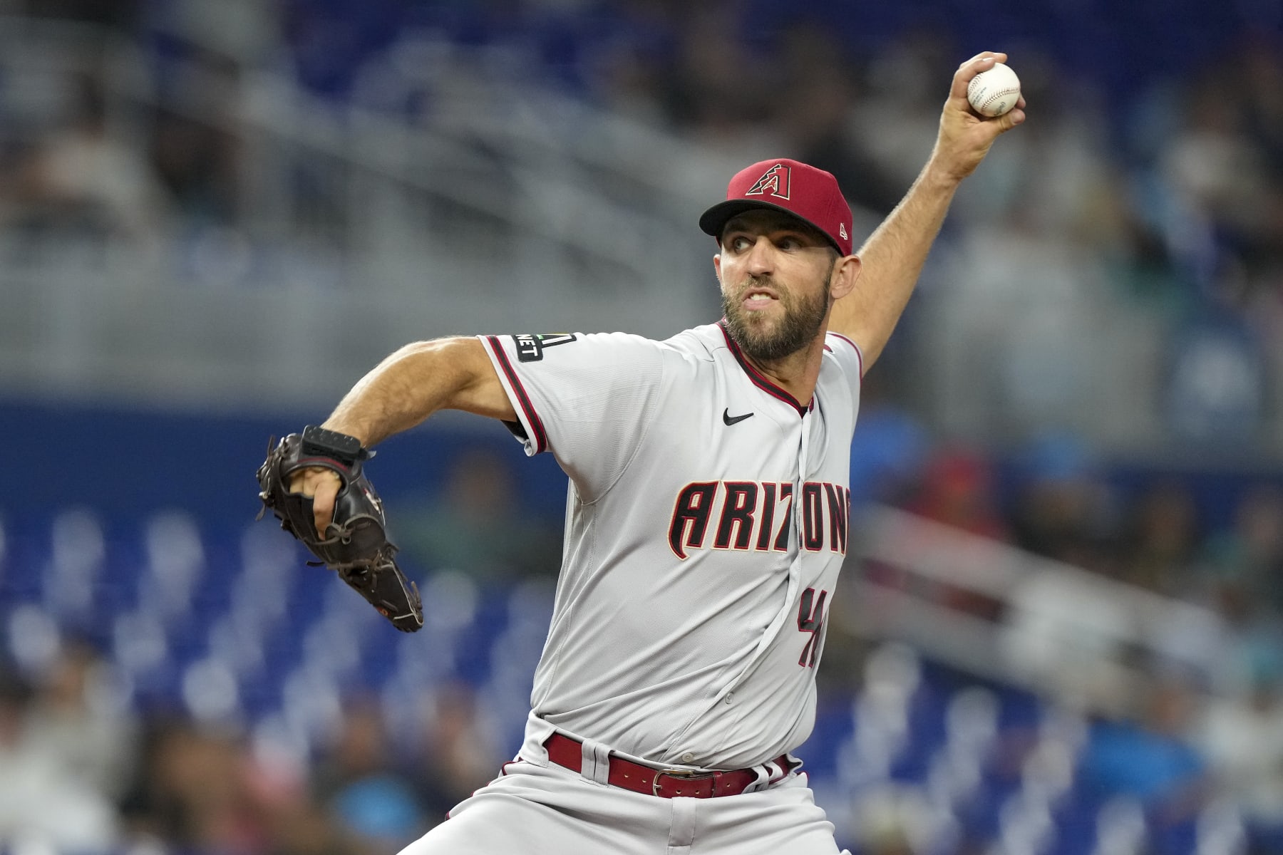 Starting pitcher Zac Gallen of the Arizona Diamondbacks throws a News  Photo - Getty Images