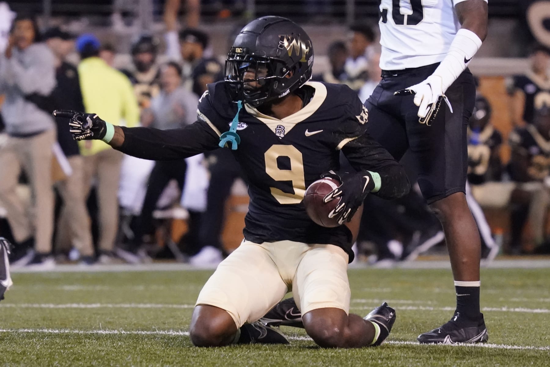 2023 NFL DRAFT: Saints select Wake Forest WR A.T. Perry in 6th