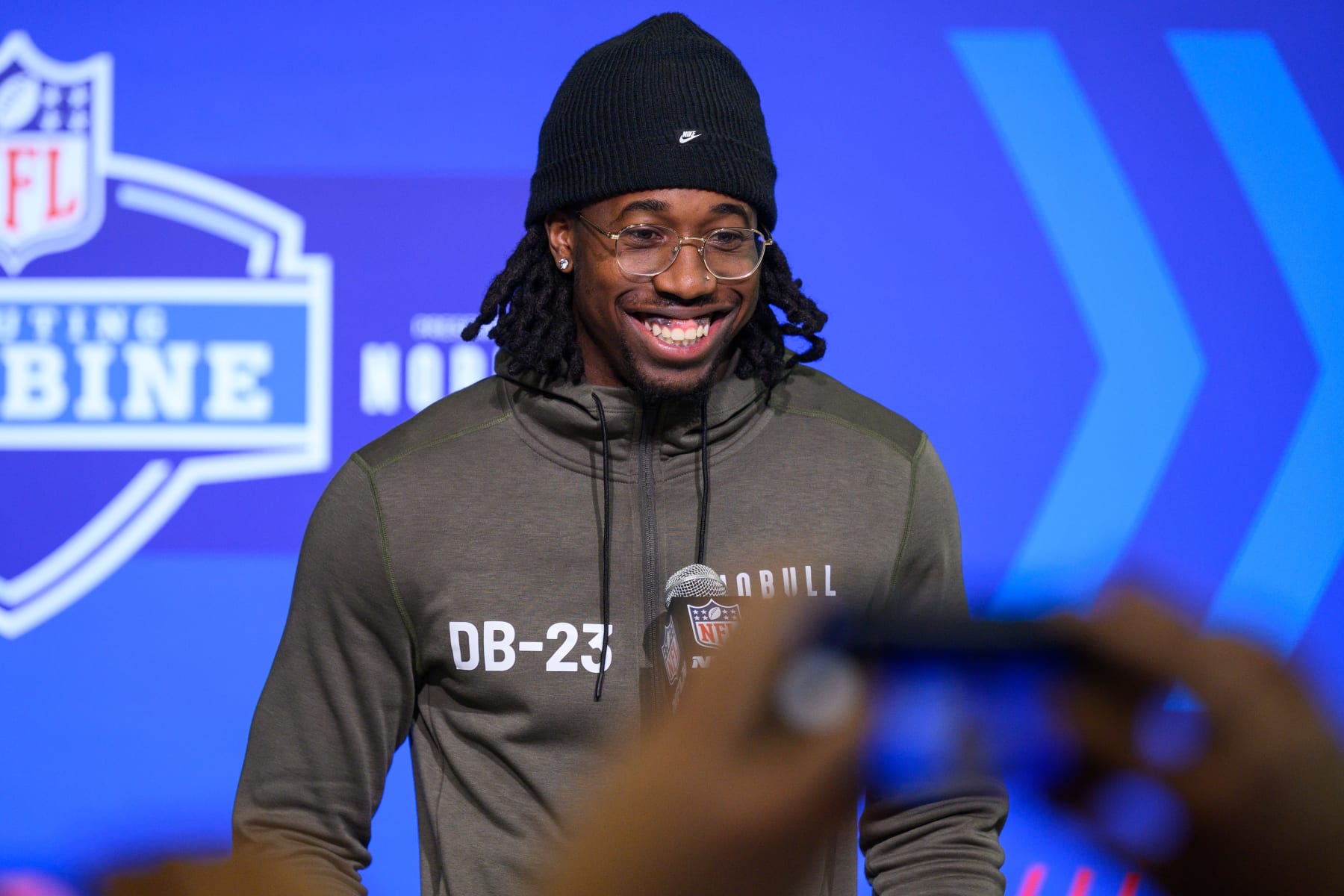 Cowboys select Joey Porter, Jr. Hendon Hooker in 7-round mock draft