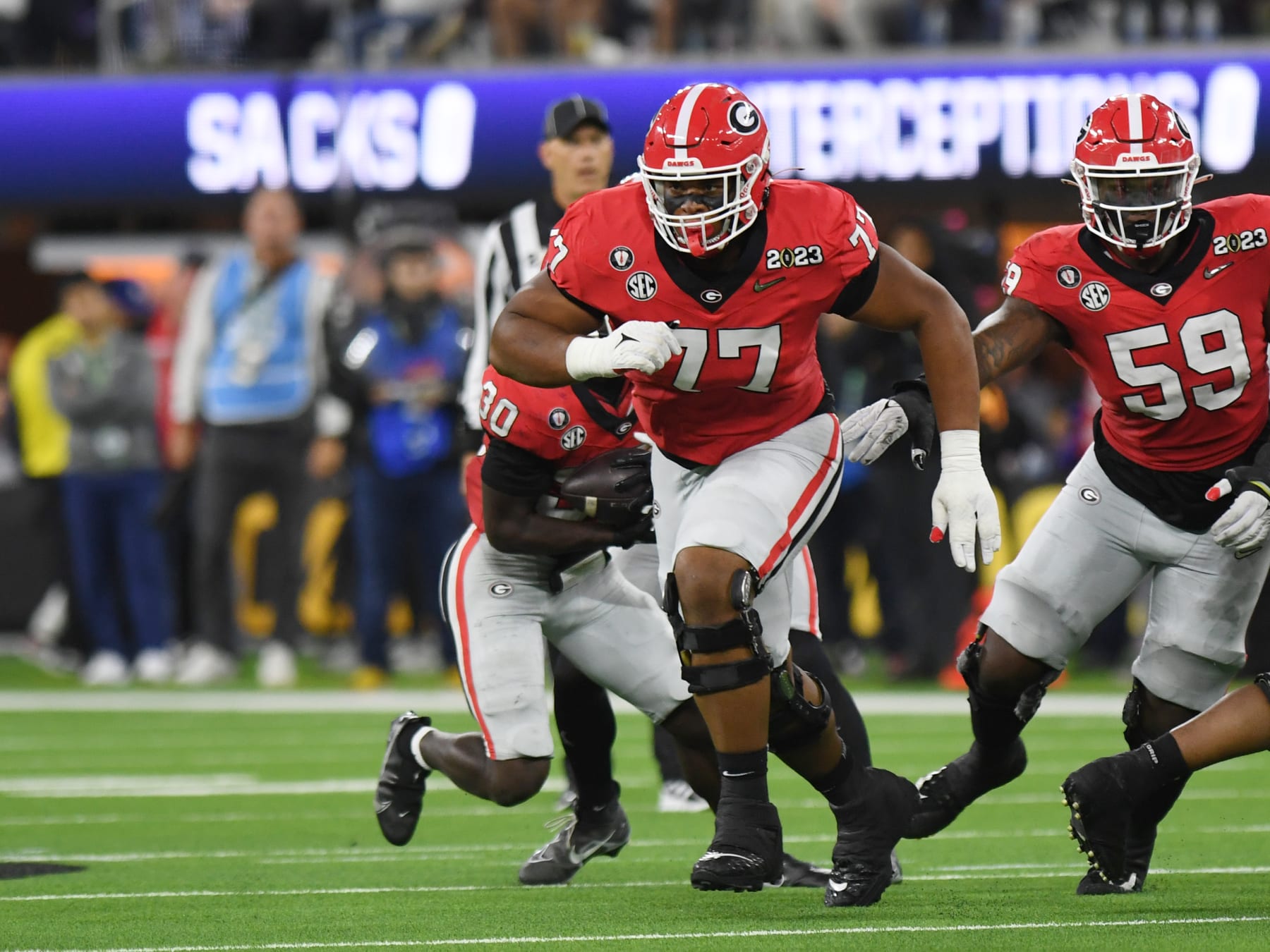 Georgia Football: Yesterday & Today: Mark Schlabach, Foreword by