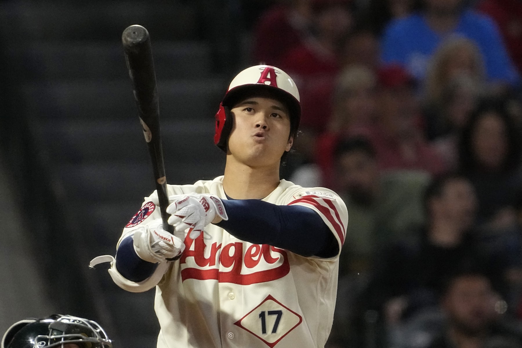 MLB on X: Shohei Ohtani is the first @MLB player to 40 home runs