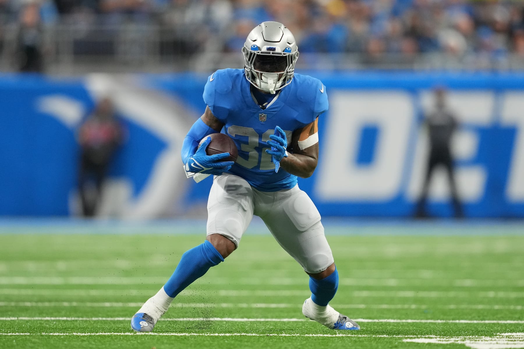 NFL Rumors: D'Andre Swift Traded to Eagles After Lions Draft Jahmyr Gibbs, News, Scores, Highlights, Stats, and Rumors