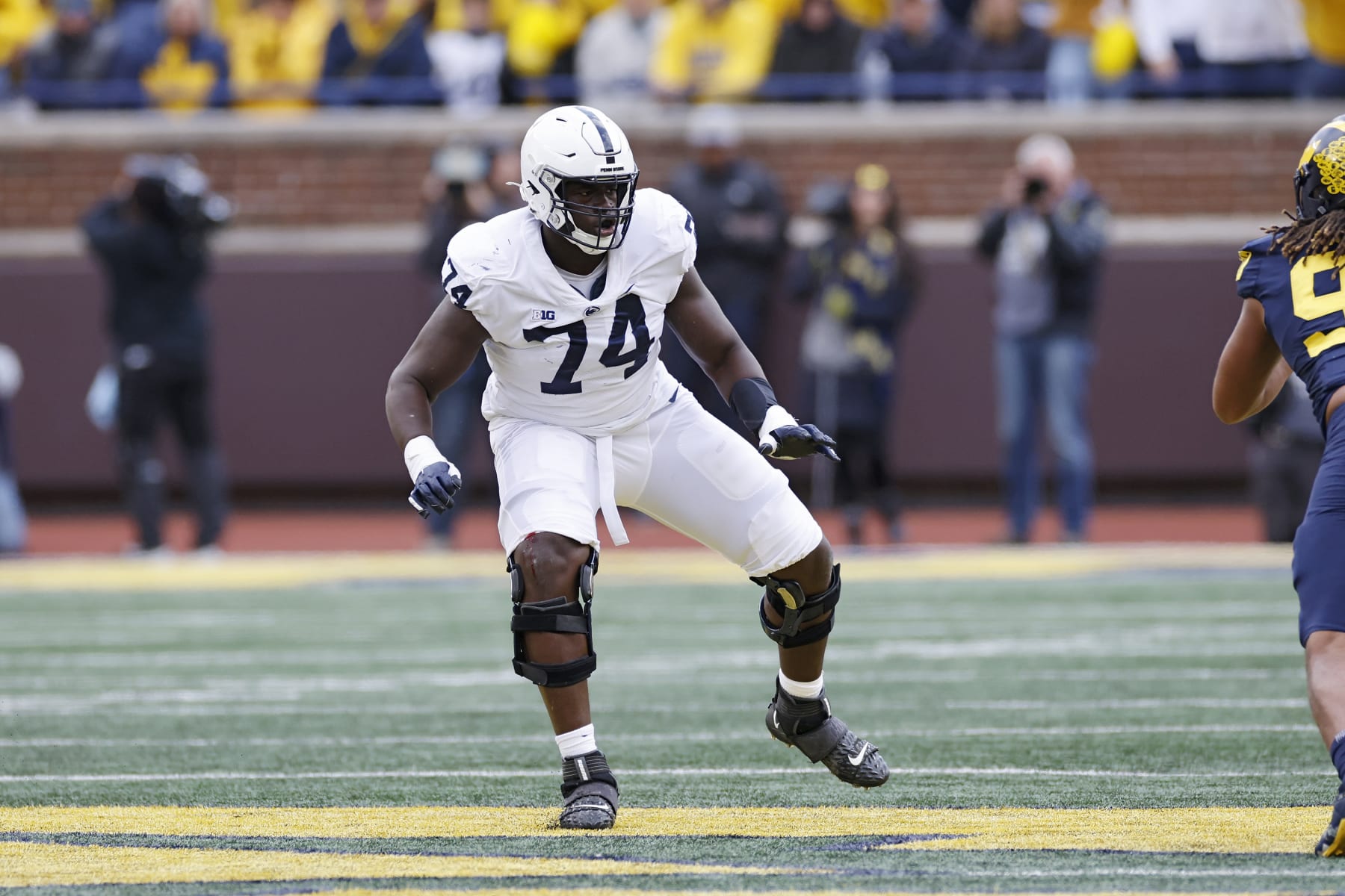 Michigan football: Five picked, one snubbed in ESPN's seven-round mock