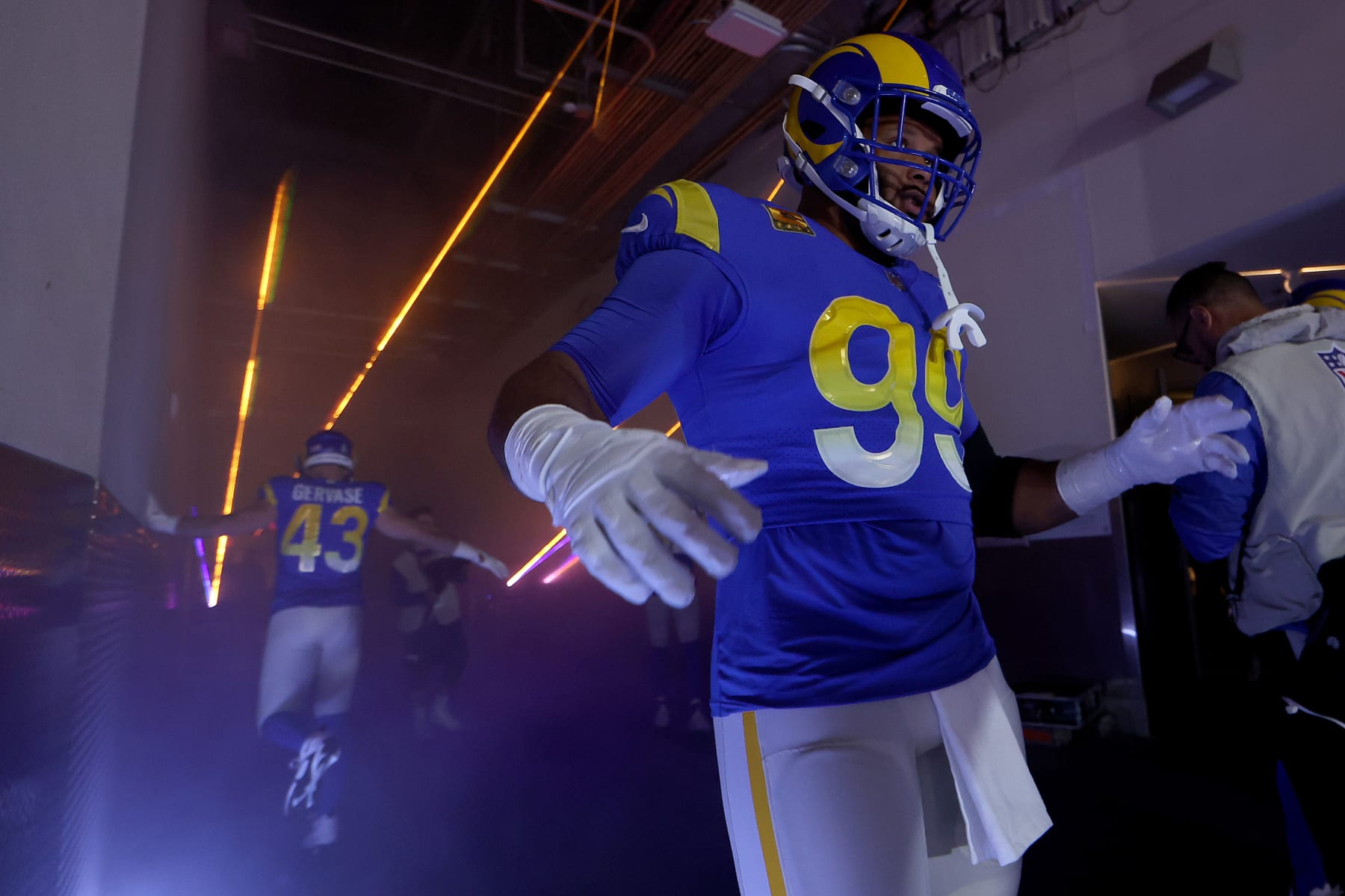 London Games - Rams Aaron Donald game worn Rams jersey (October 22, 2017)  Size 46