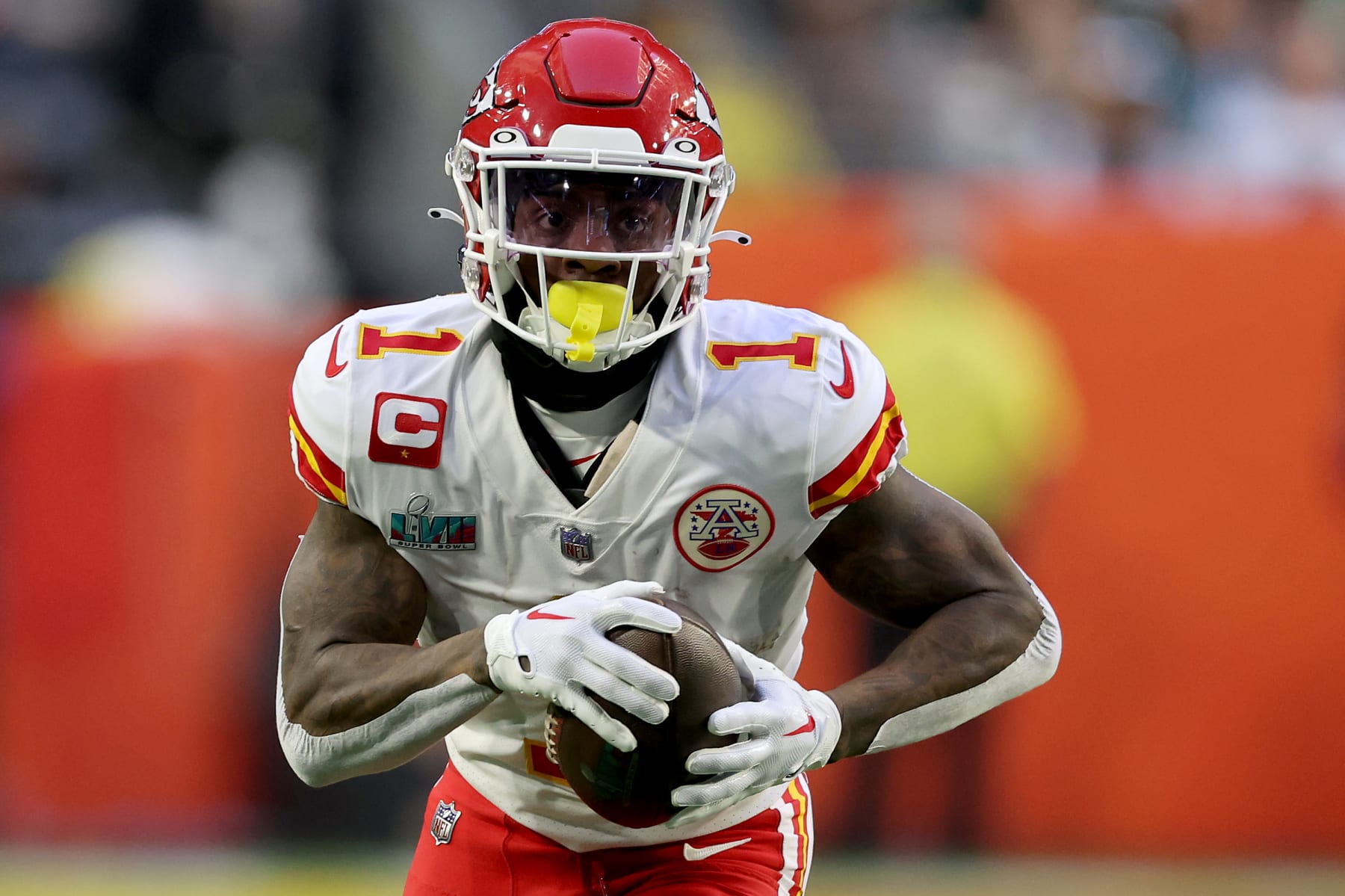 Report: Chiefs expected to re-sign RB Jerick McKinnon - KAKE