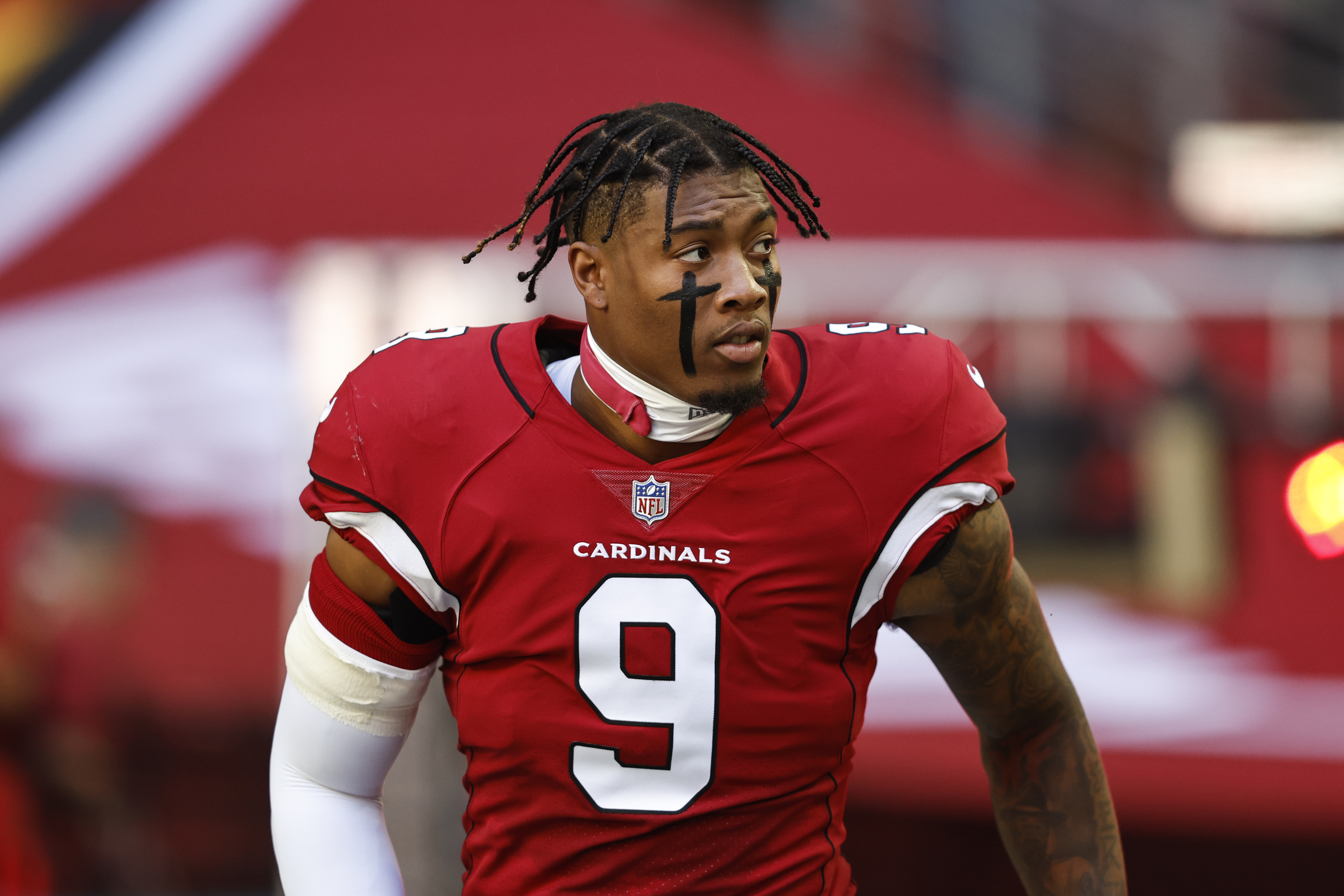 Cardinals LB Isaiah Simmons changes jersey number to 9