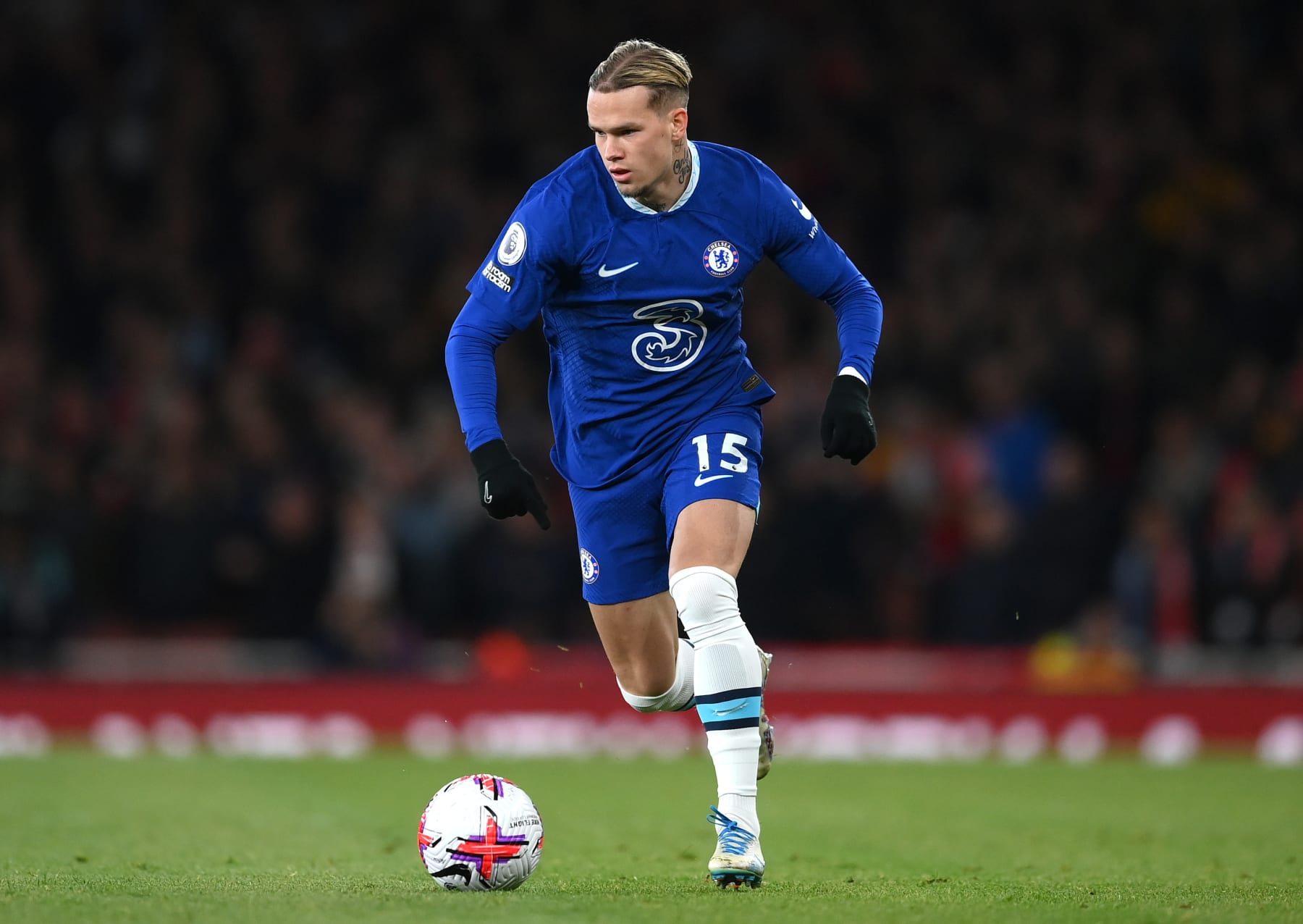 LONDON, ENGLAND - MAY 02:  Mykhailo Mudryk of Chelsea runs with the ball during the Premier League match between Arsenal FC and Chelsea FC at Emirates Stadium on May 02, 2023 in London, England. (Photo by Shaun Botterill/Getty Images)