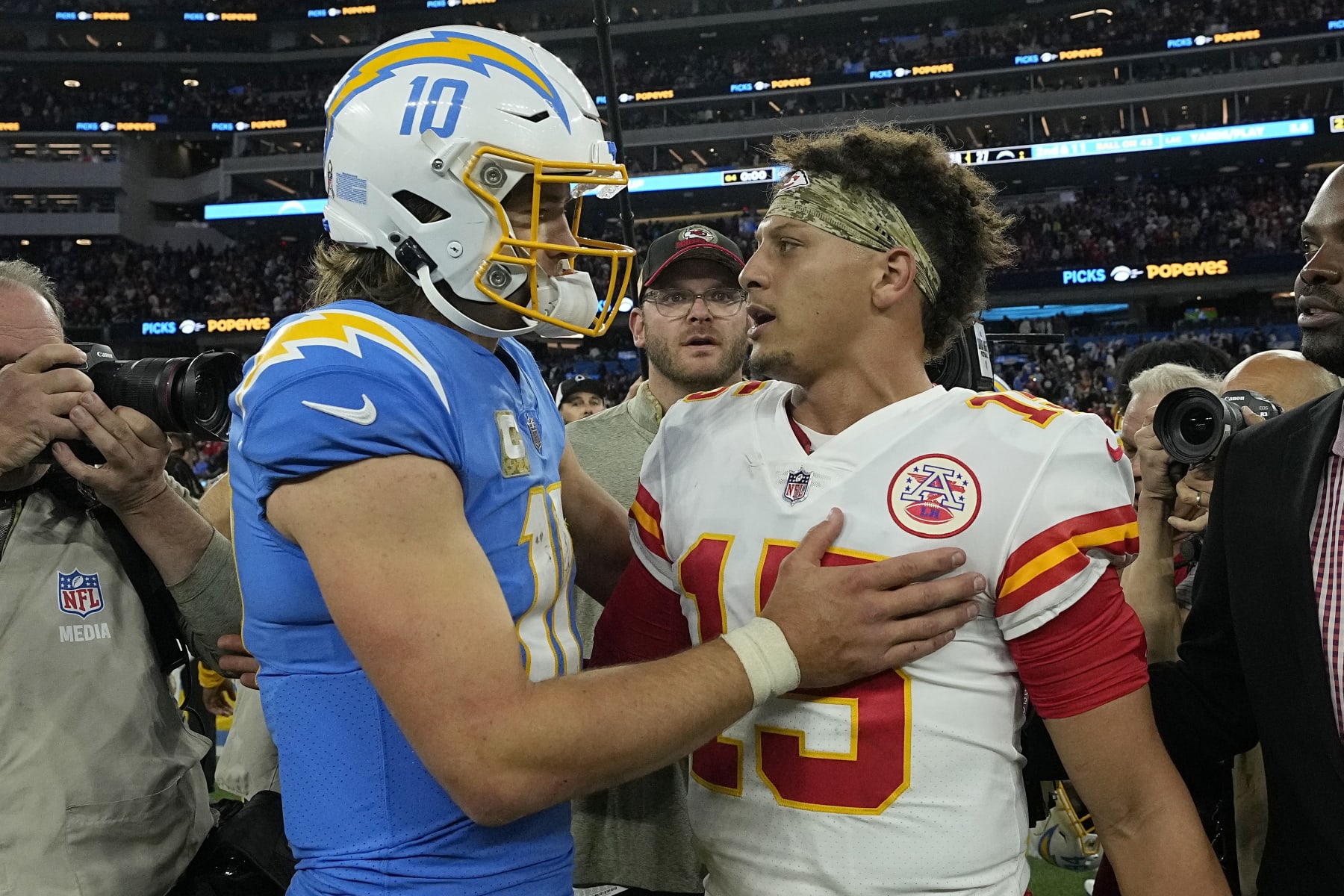 Chargers react to the release of the 2023 NFL schedule - Culver City  Observer