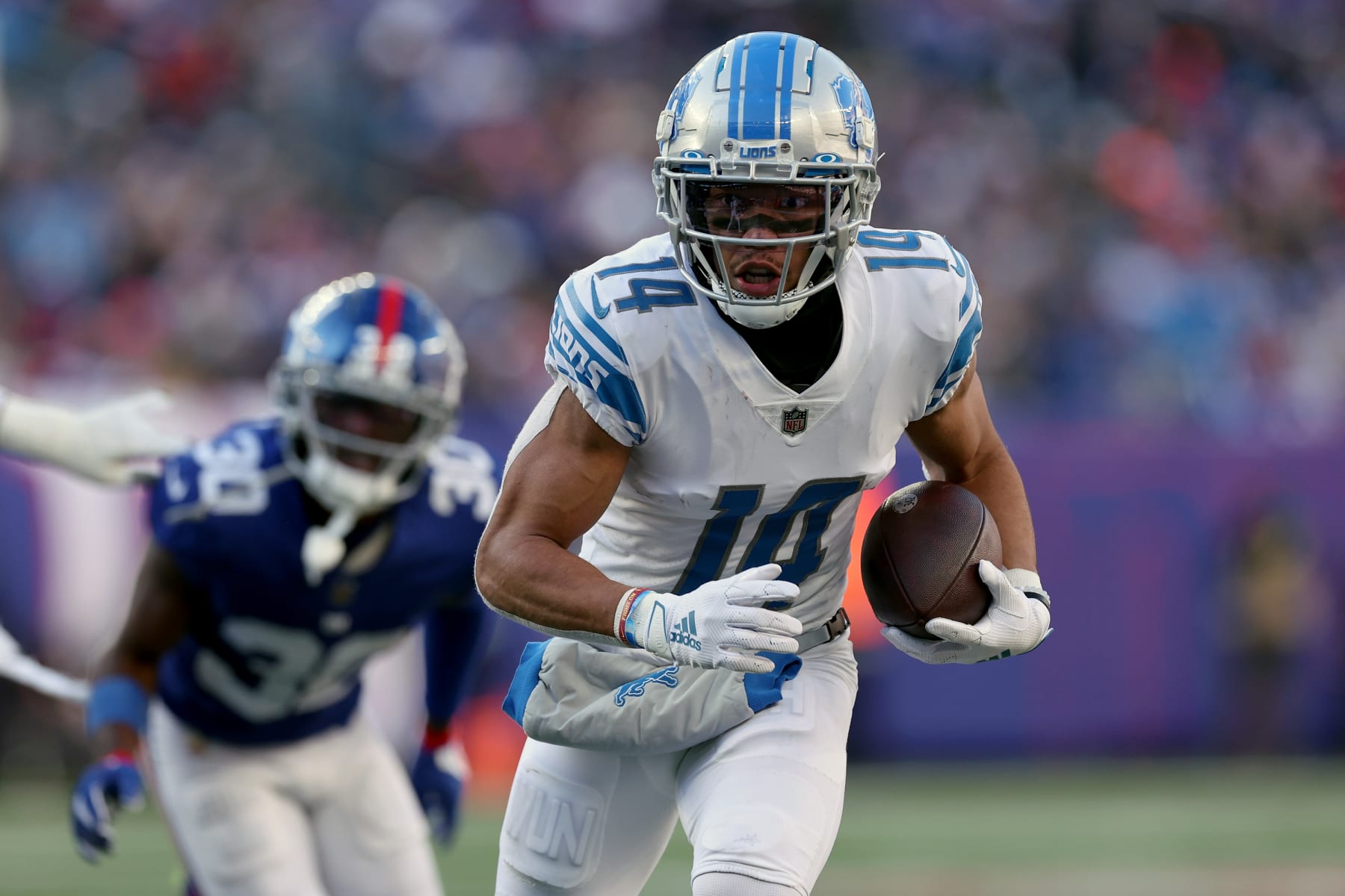 Woodward Sports Network on X: The Detroit Lions are signing RB David  Montgomery to a 3-year deal worth $18 million. A David Montgomery and  D'Andre Swift backfield is scary. 