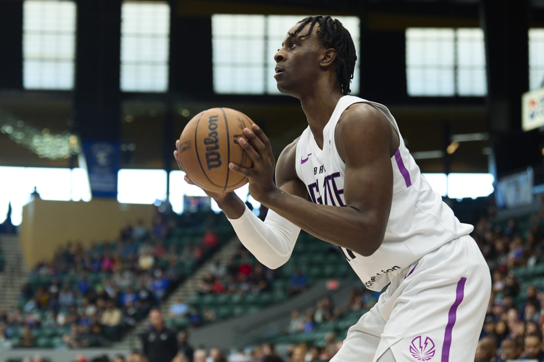 Timberwolves trade up to draft G League standout Leonard Miller