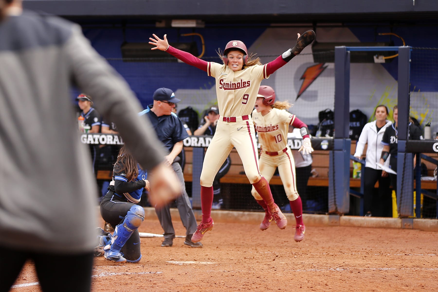 Official louisville Cardinals 2023 Women's Softball College World