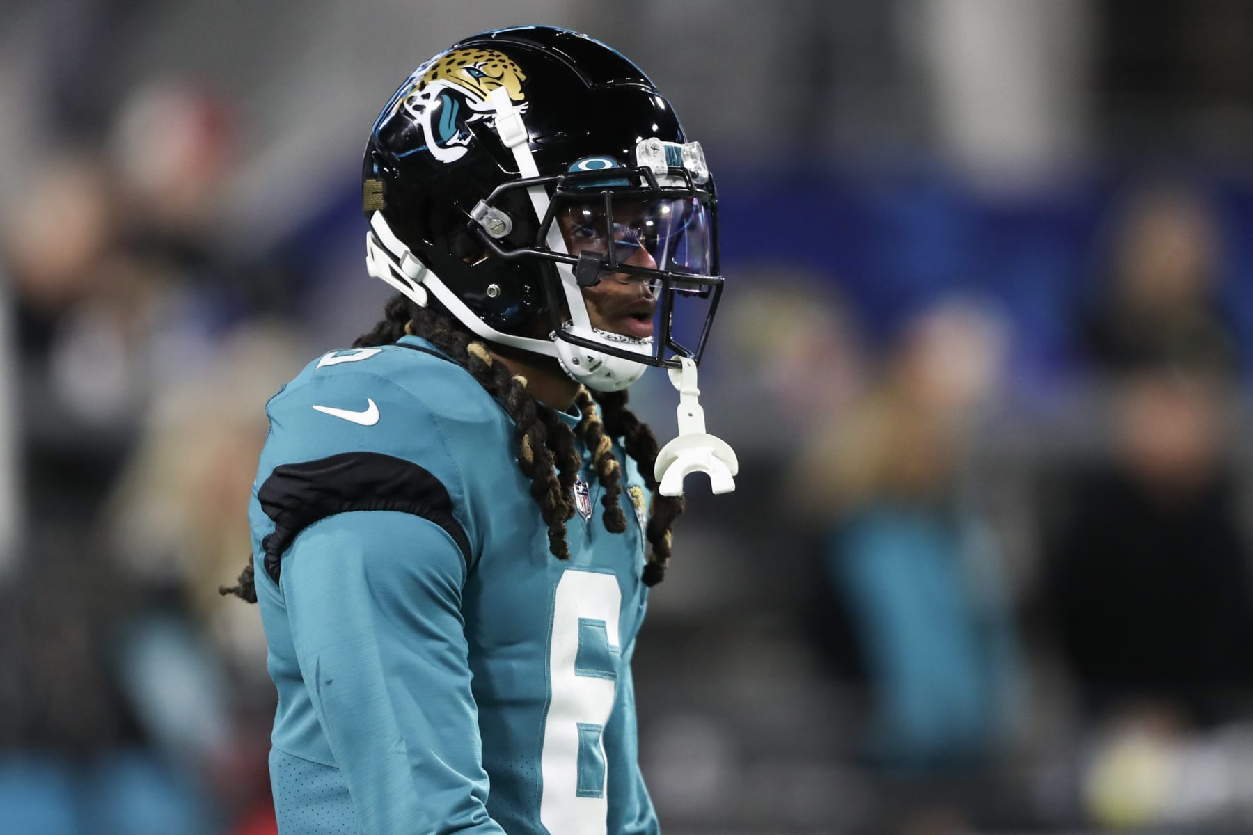 Charges against Jaguars' defensive back Chris Claybrooks dropped