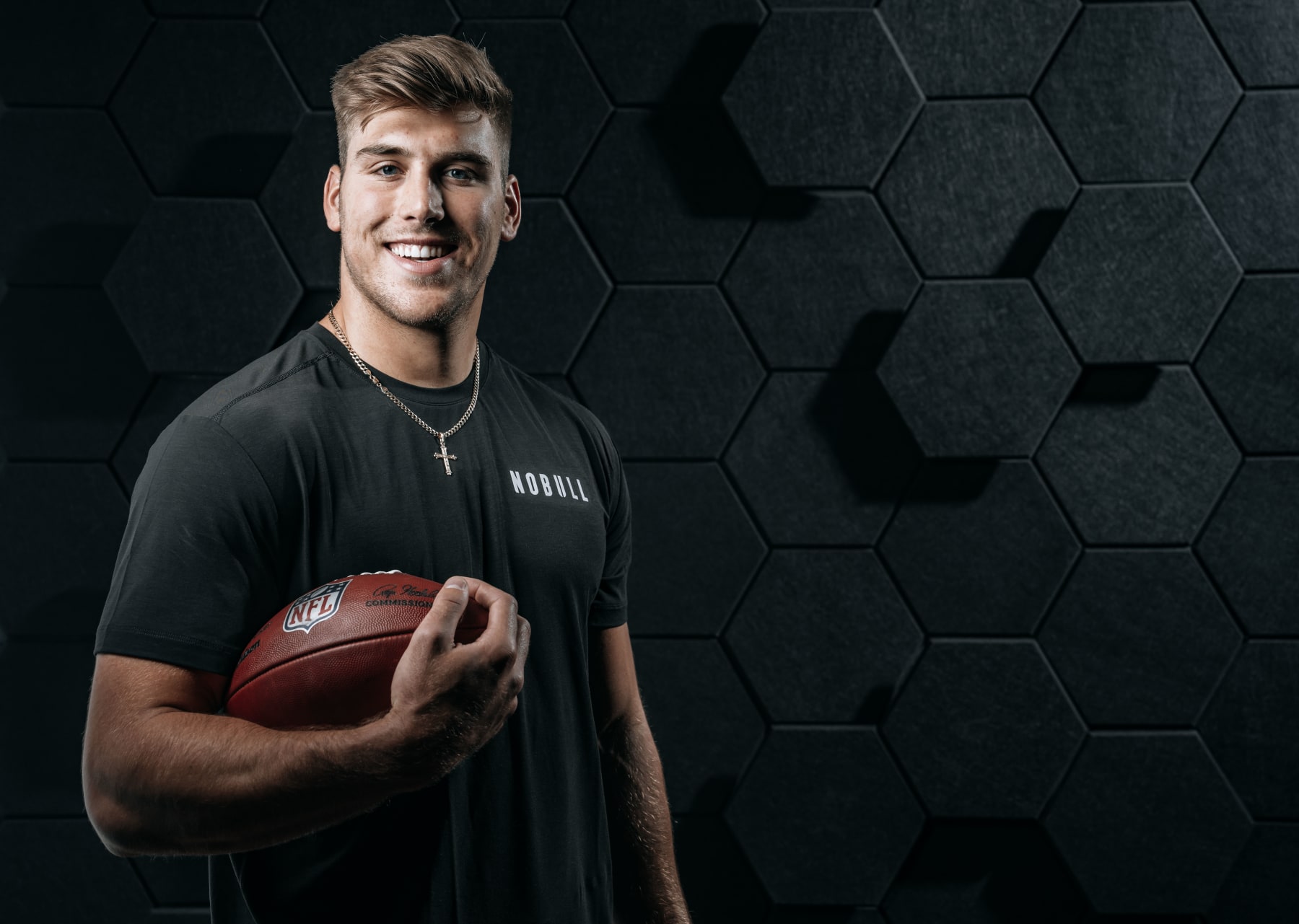 Packers edge Lukas Van Ness Packers edge Lukas Van Ness