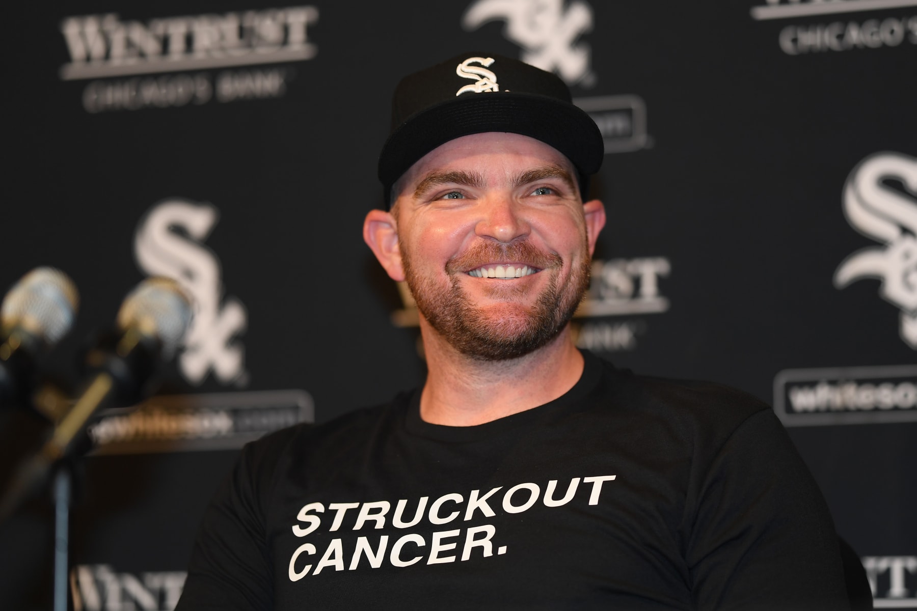 White Sox' Liam Hendriks announces he's starting last round of chemo -  Chicago Sun-Times