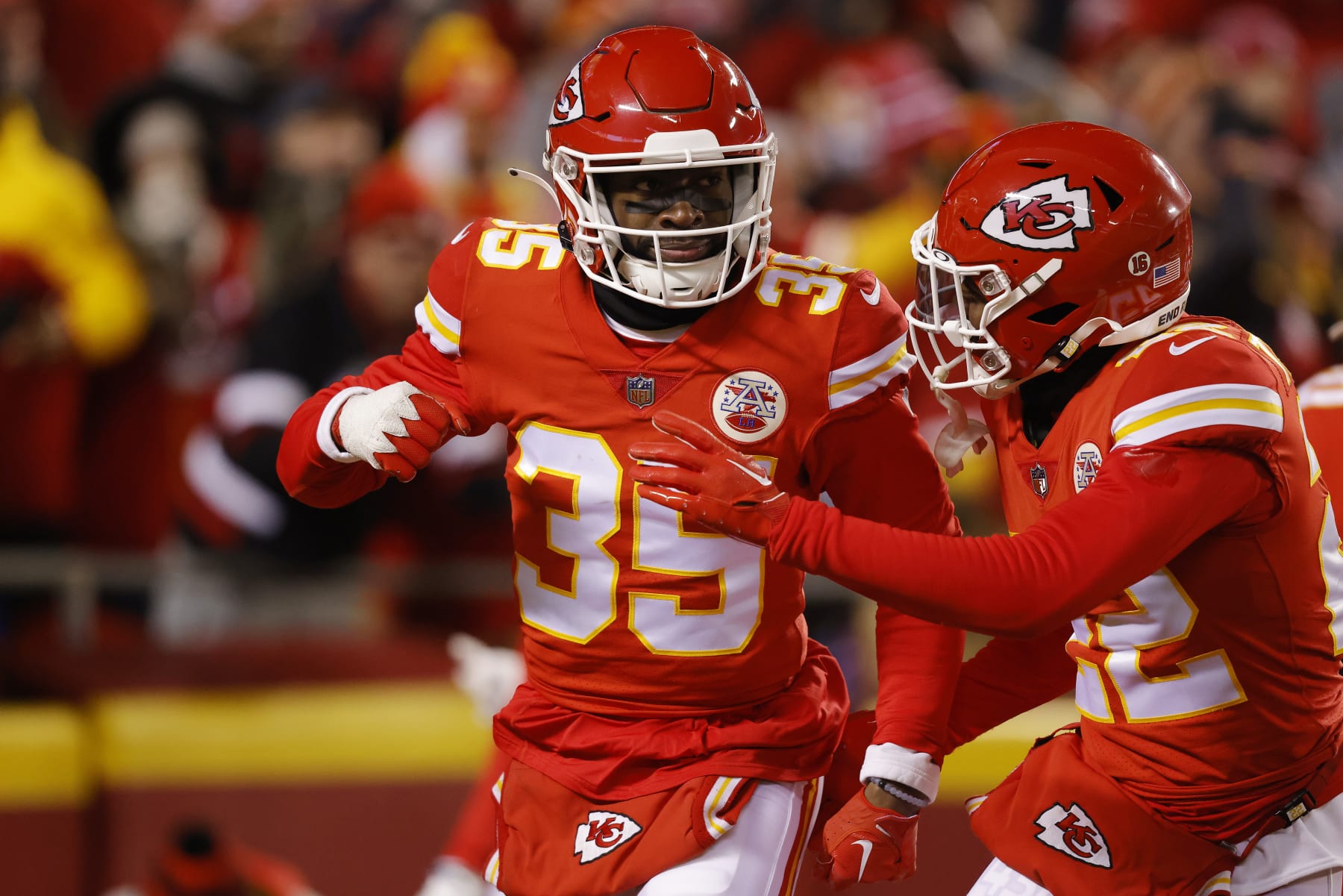 KANSAS CITY, MO - NOVEMBER 13: Kansas City Chiefs cornerback Jaylen Watson  (35) in the third quarter of an NFL game between the Jacksonville Jaguars  and Kansas City Chiefs on November 13