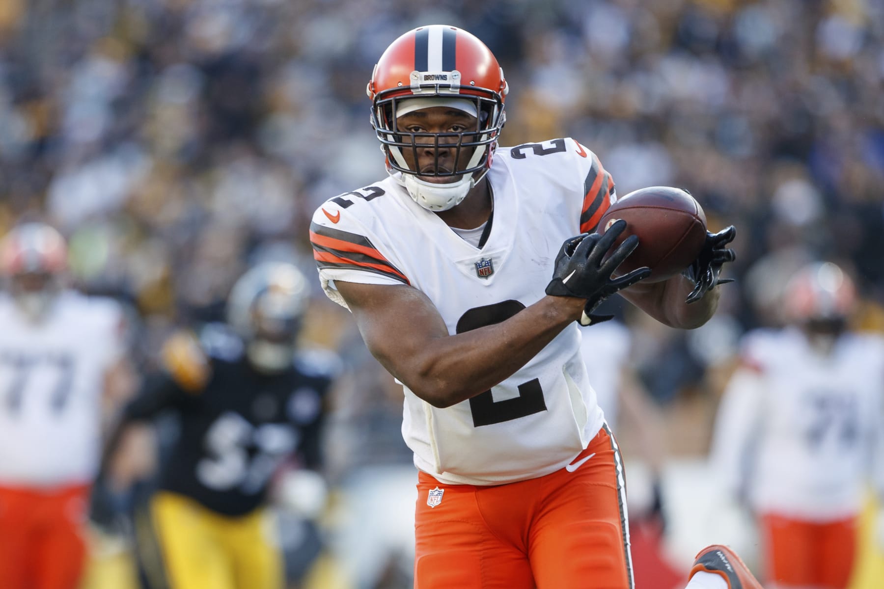 Cleveland Browns add veteran linebacker Jermaine Carter Jr. to