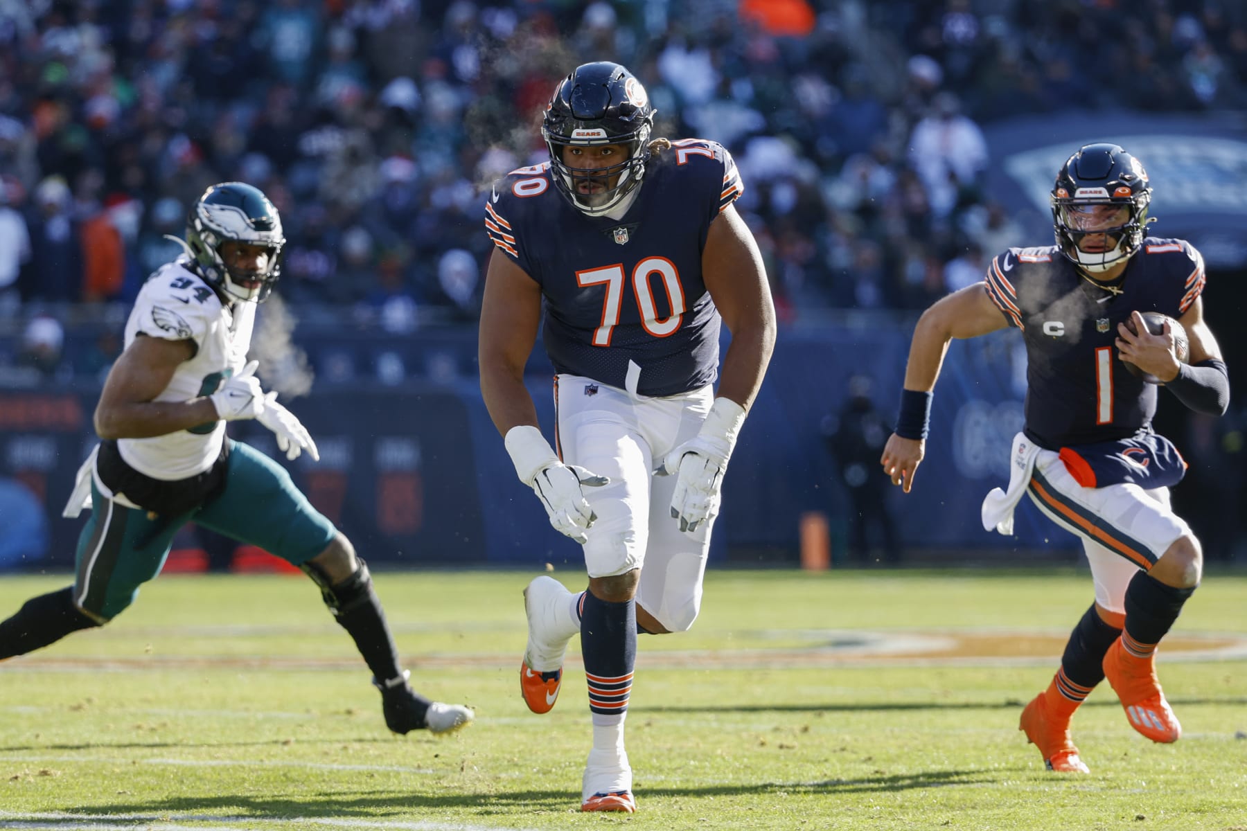 Don't Be Surprised When Braxton Jones is the Chicago Bears Starting Left  Tackle - Bleacher Nation