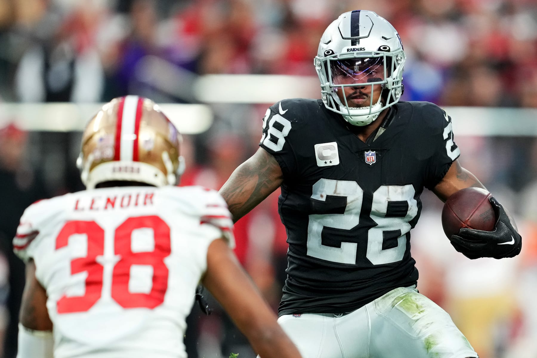 Raiders Sign Another Veteran Running Back Amid Josh Jacobs Holdout 