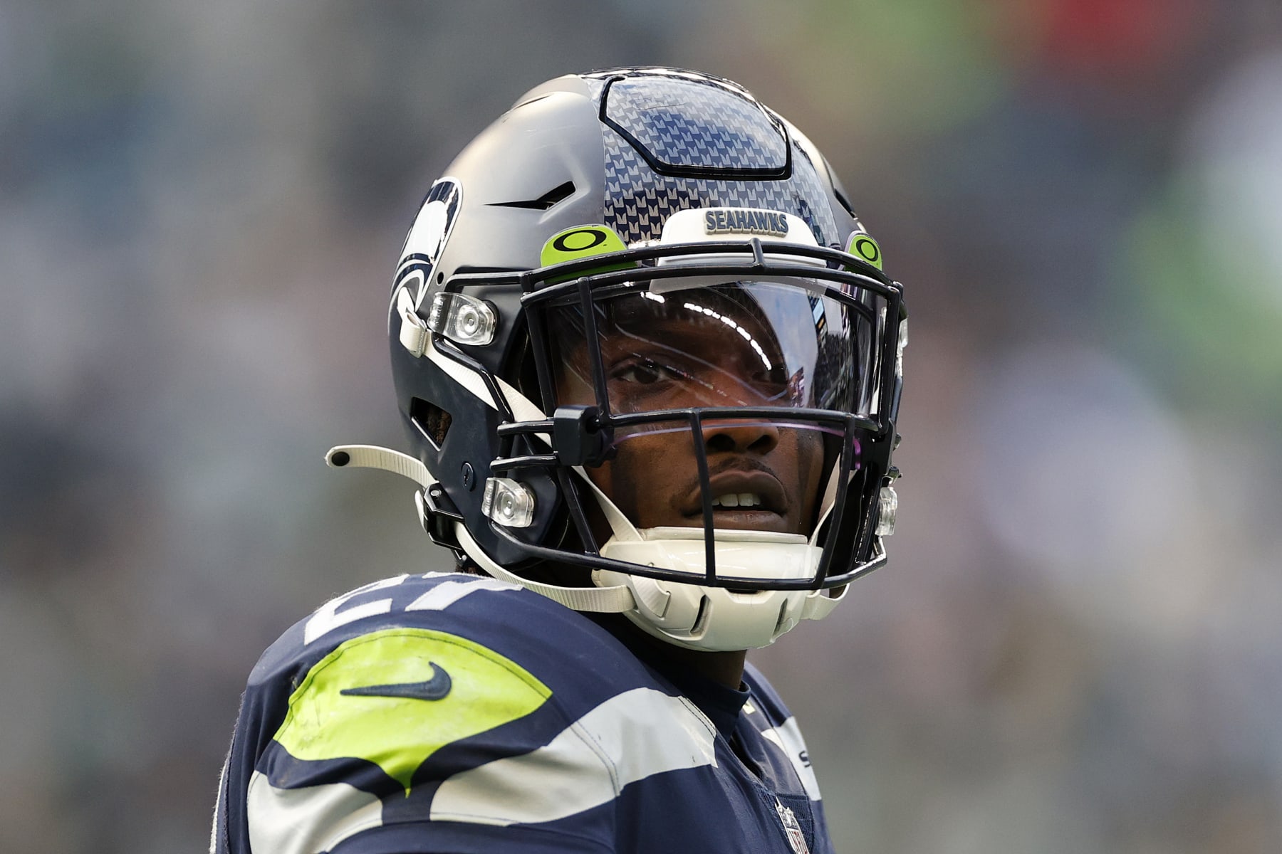 D.K. Metcalf's Mouth Guard Is A Pacifier