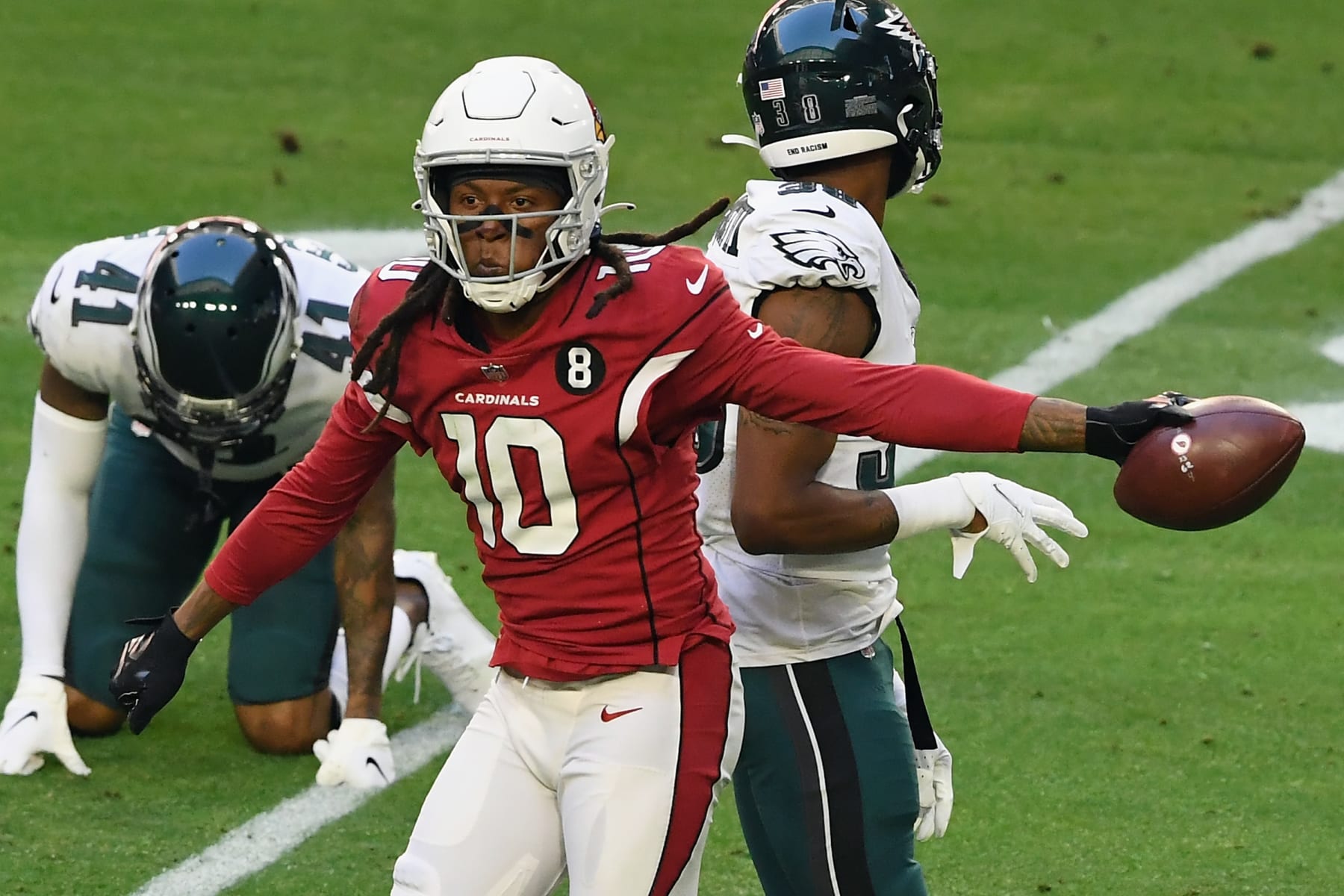 NFL Analyst Suggests Eagles As DeAndre Hopkins Trade Suitor