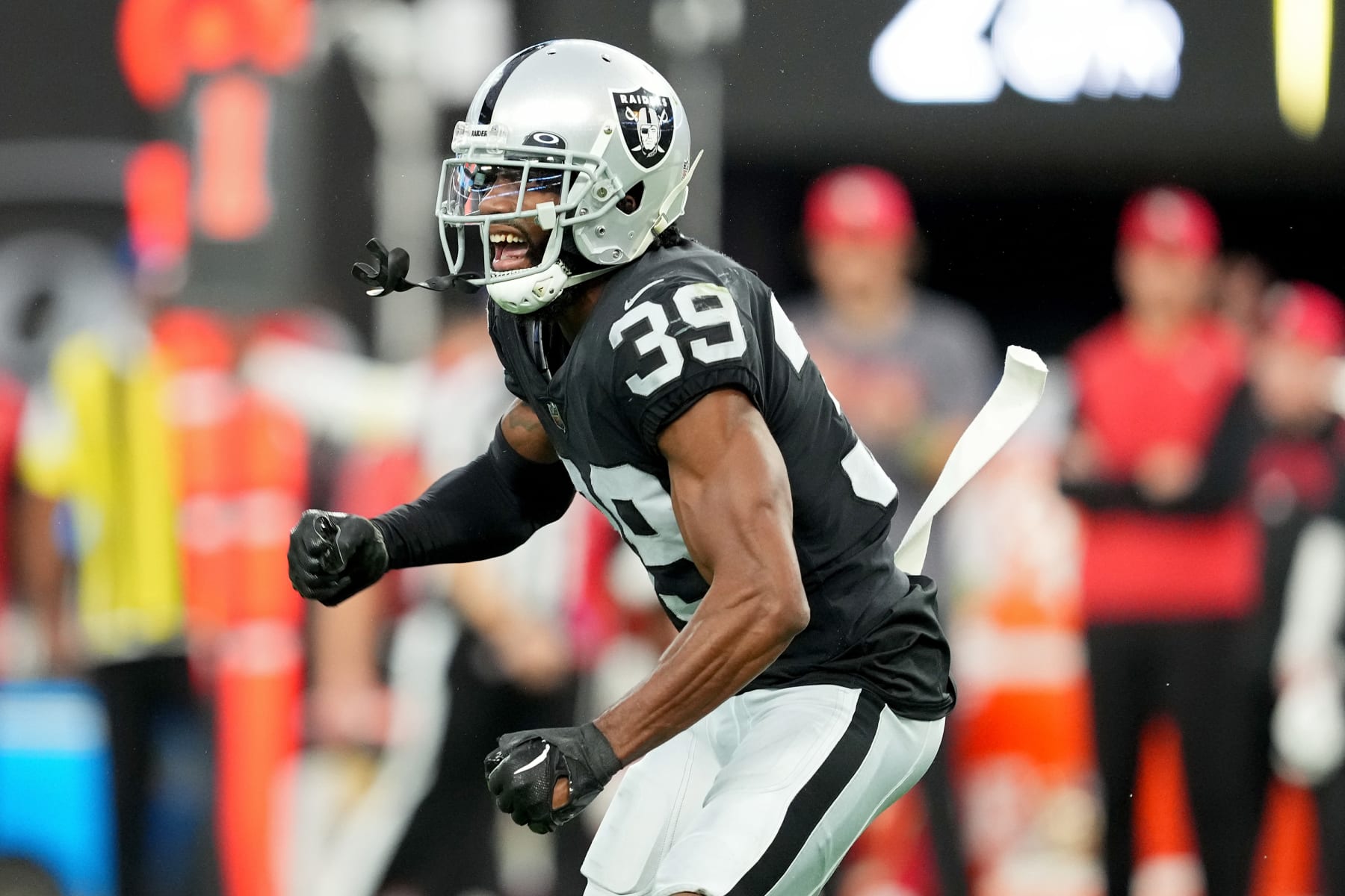 Las Vegas Raiders Depth Chart: Should they target a backup to Darren Waller  in the 2022 NFL Draft?