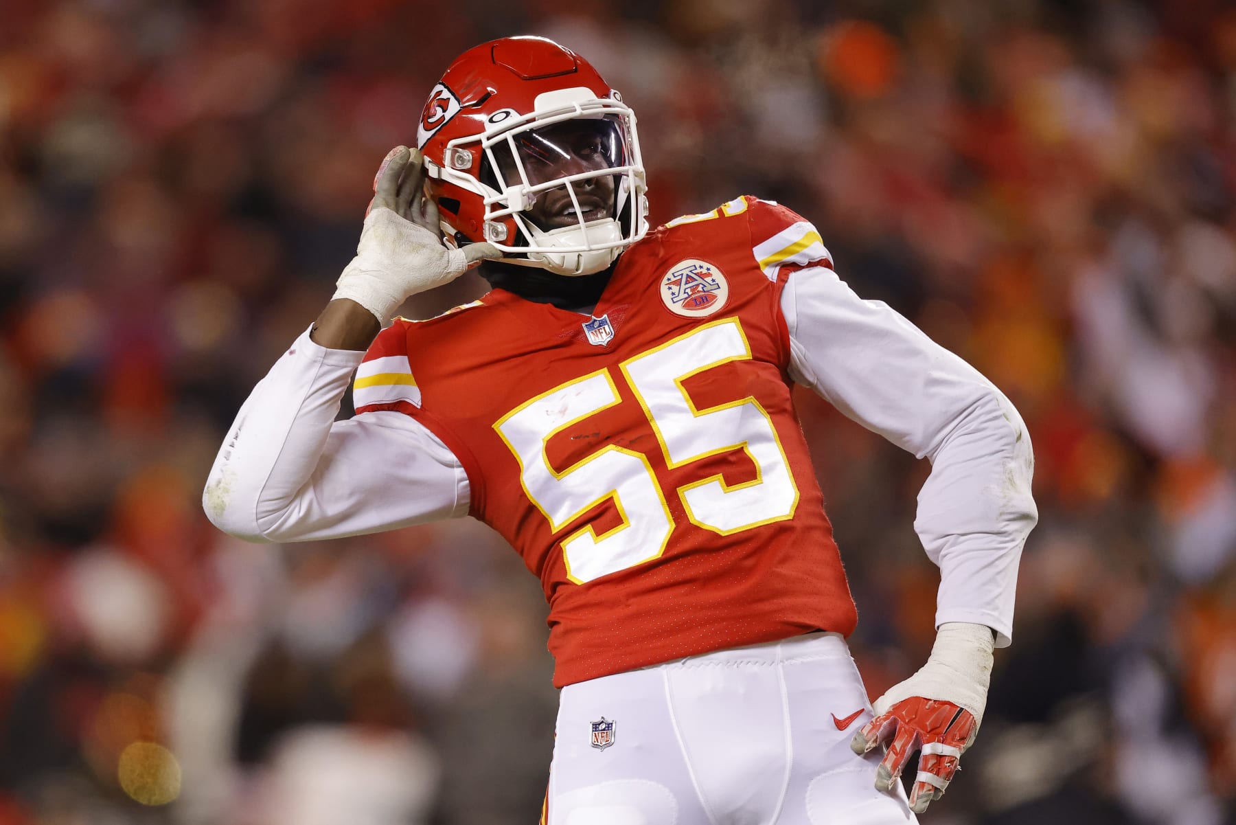 Chiefs: KC must sign Yannick Ngakoue, not DeAndre Hopkins