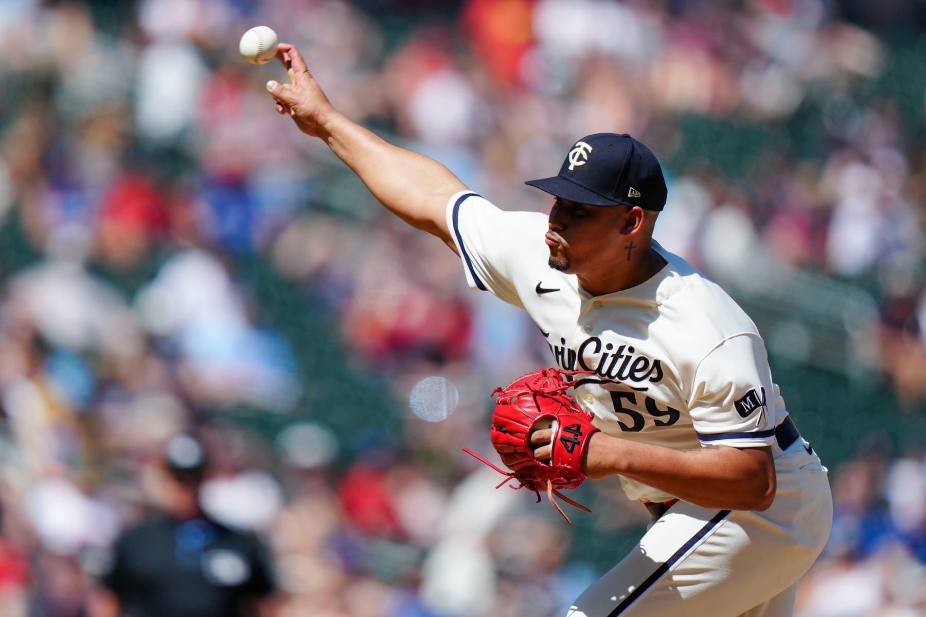 Minnesota Twins' Jhoan Duran Goes Viral After Warm-Up Pitch on