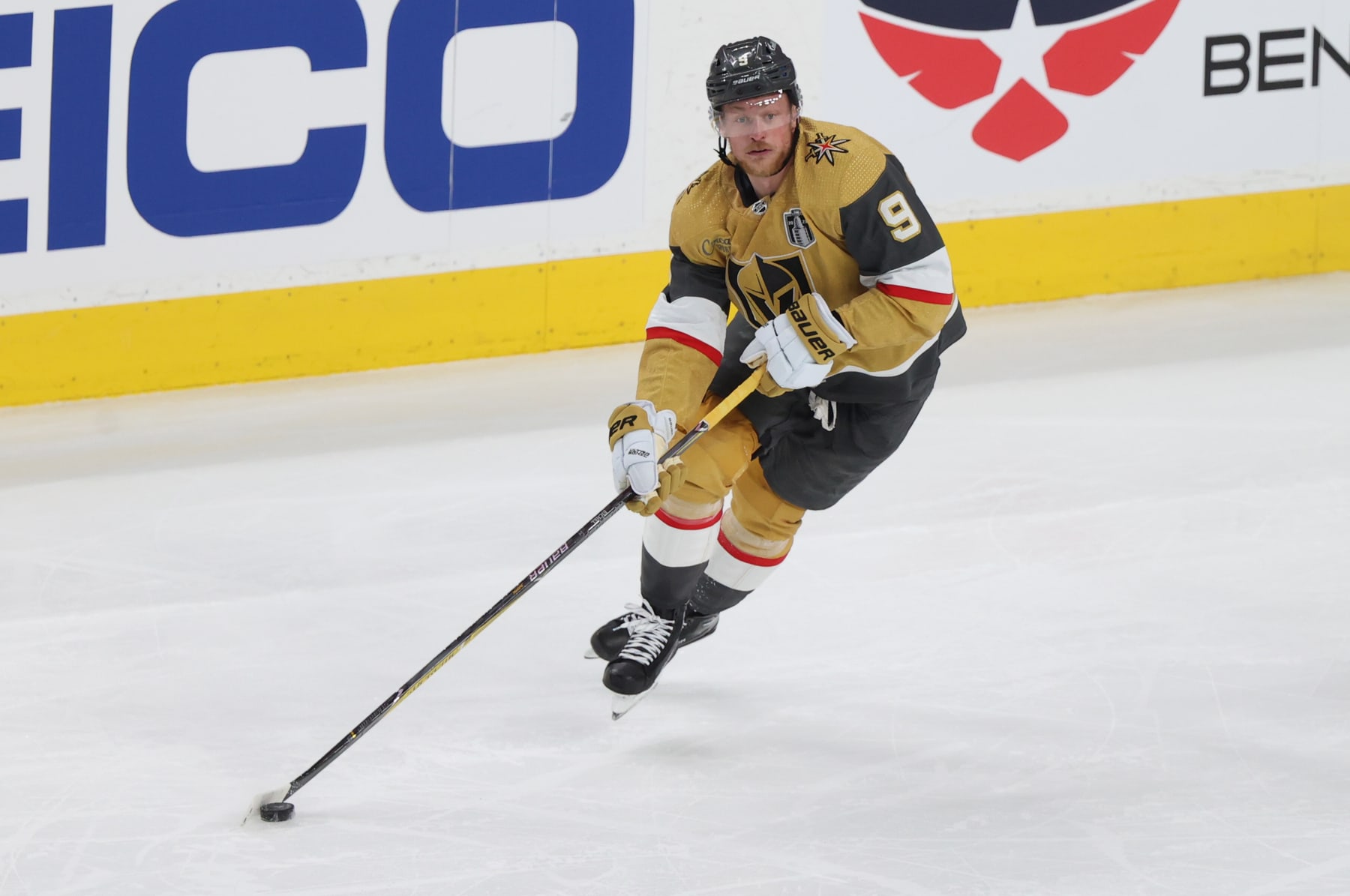 Ovechkin strolled through MGM with Stanley Cup after #nocaps promotion