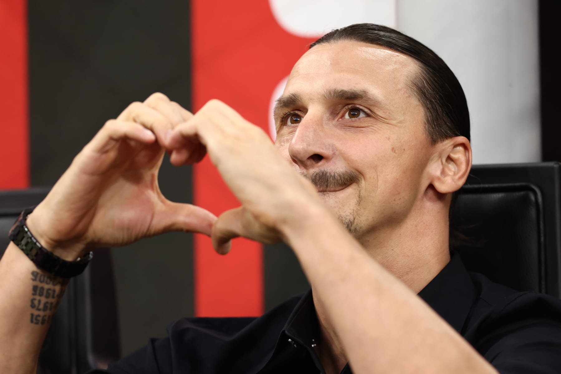 Milan, ITALY - JUNE 04: Zlatan Ibrahimovic of AC Milan gestures ahead of the Serie A match between AC Milan and Hellas Verona at Stadio Giuseppe Meazza on June 04, 2023 in Milan, Italy. (Photo by Francesco Scaccianoce/Getty Images)