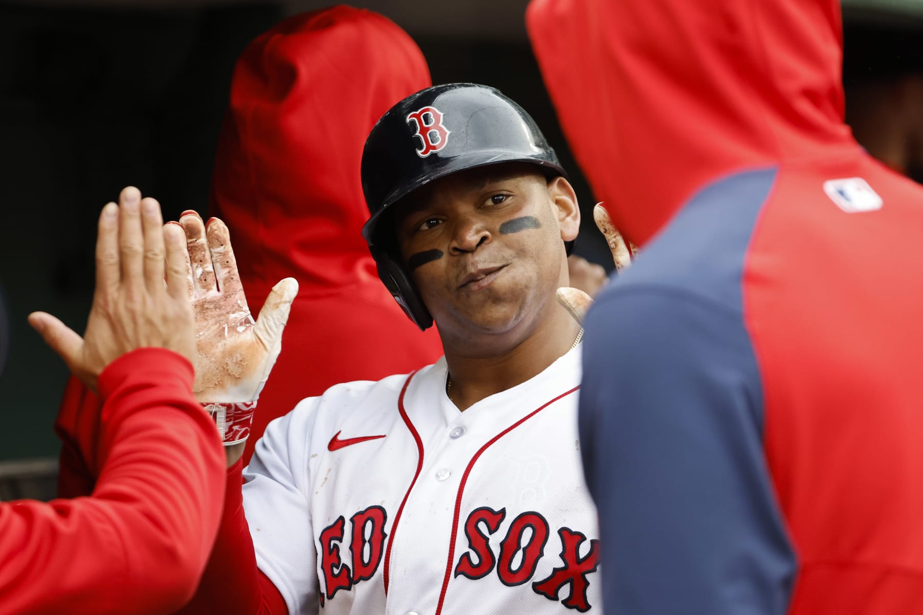 MLB Power Rankings: Red Sox unravel, plus we re-grade this