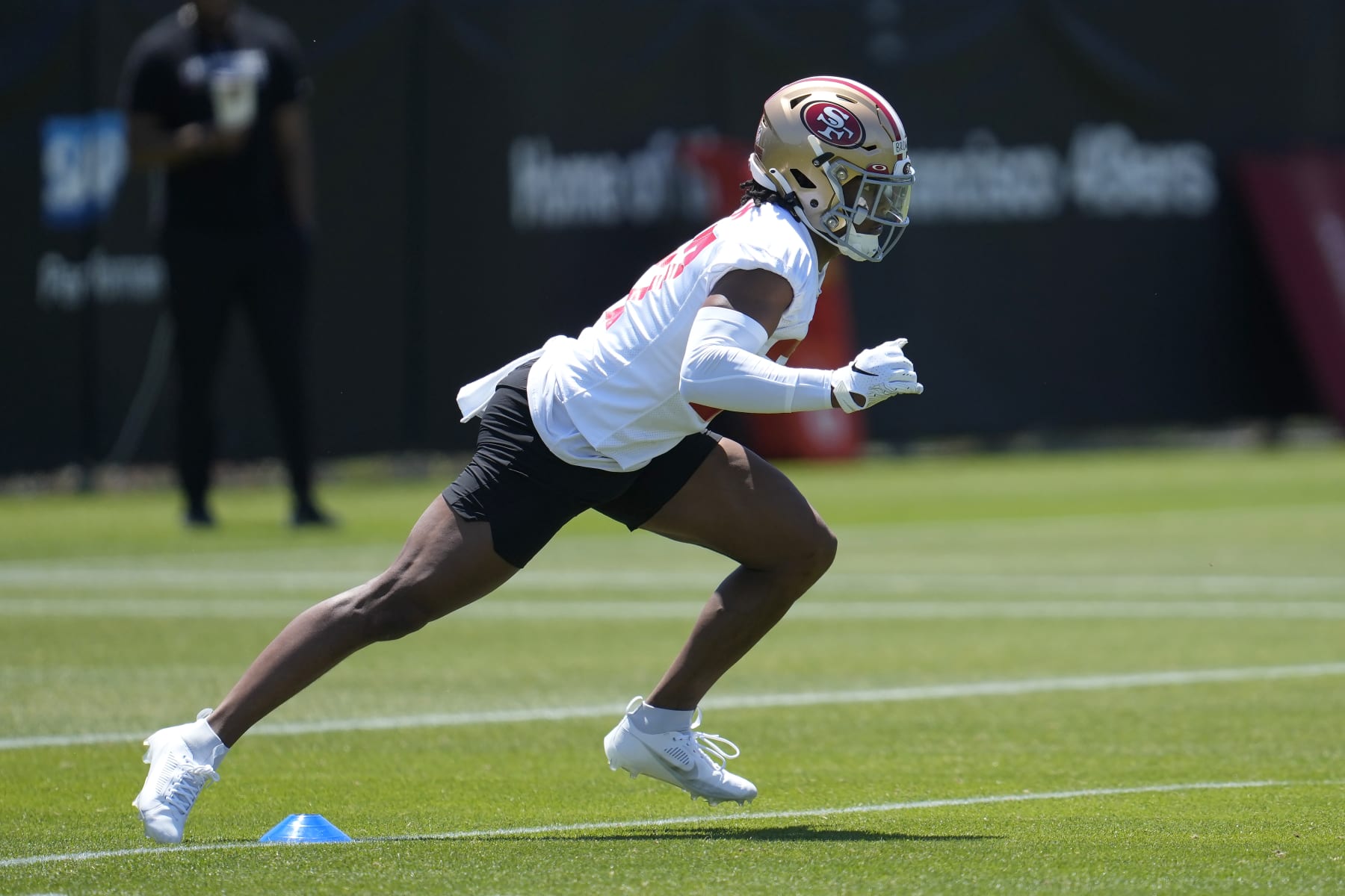 Sights and sounds as 49ers' Trey Lance, rookies debut on field for minicamp  – Daily Democrat