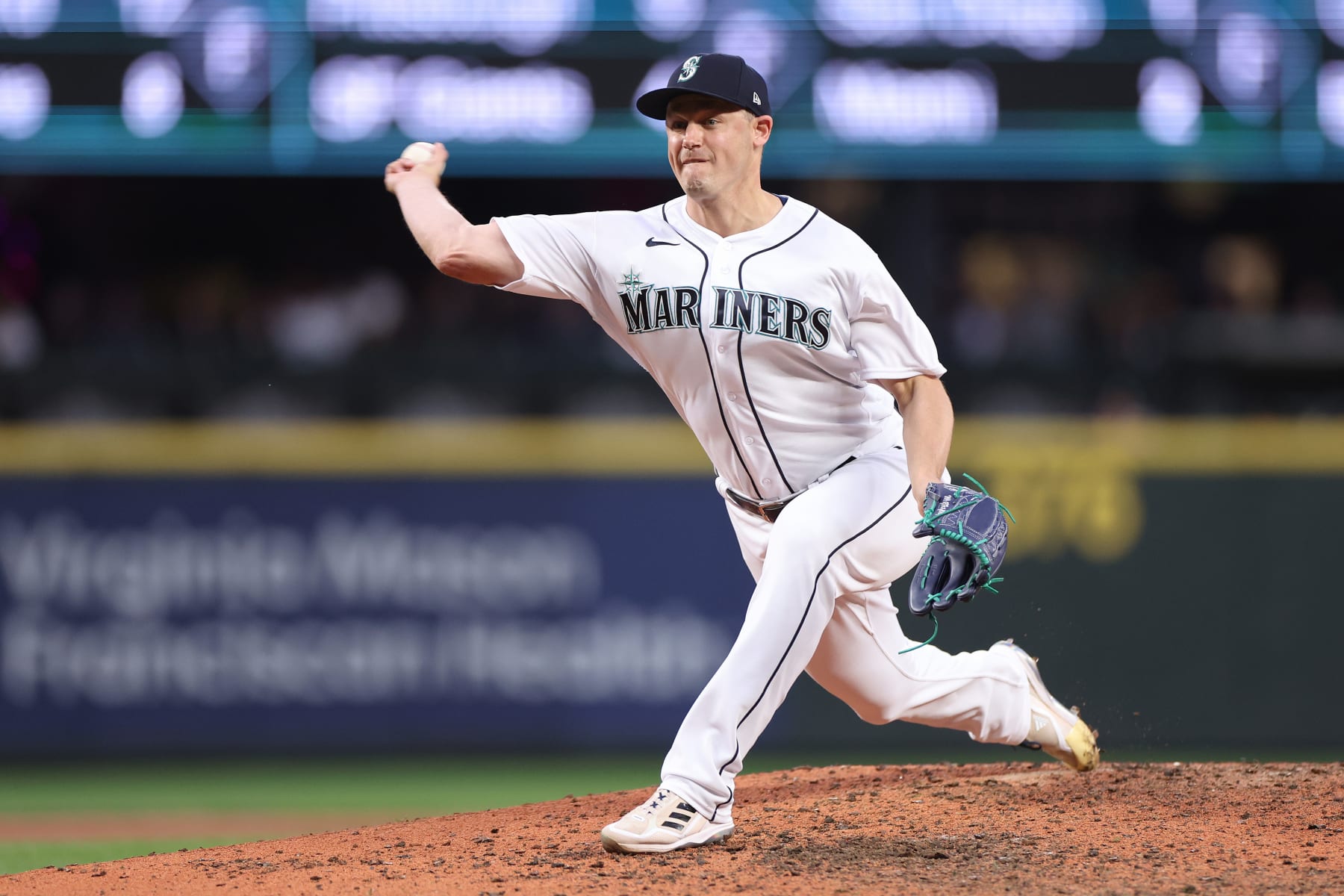 Sliding into opportunity: How the Mariners' Paul Sewald rekindled his  career - The Athletic