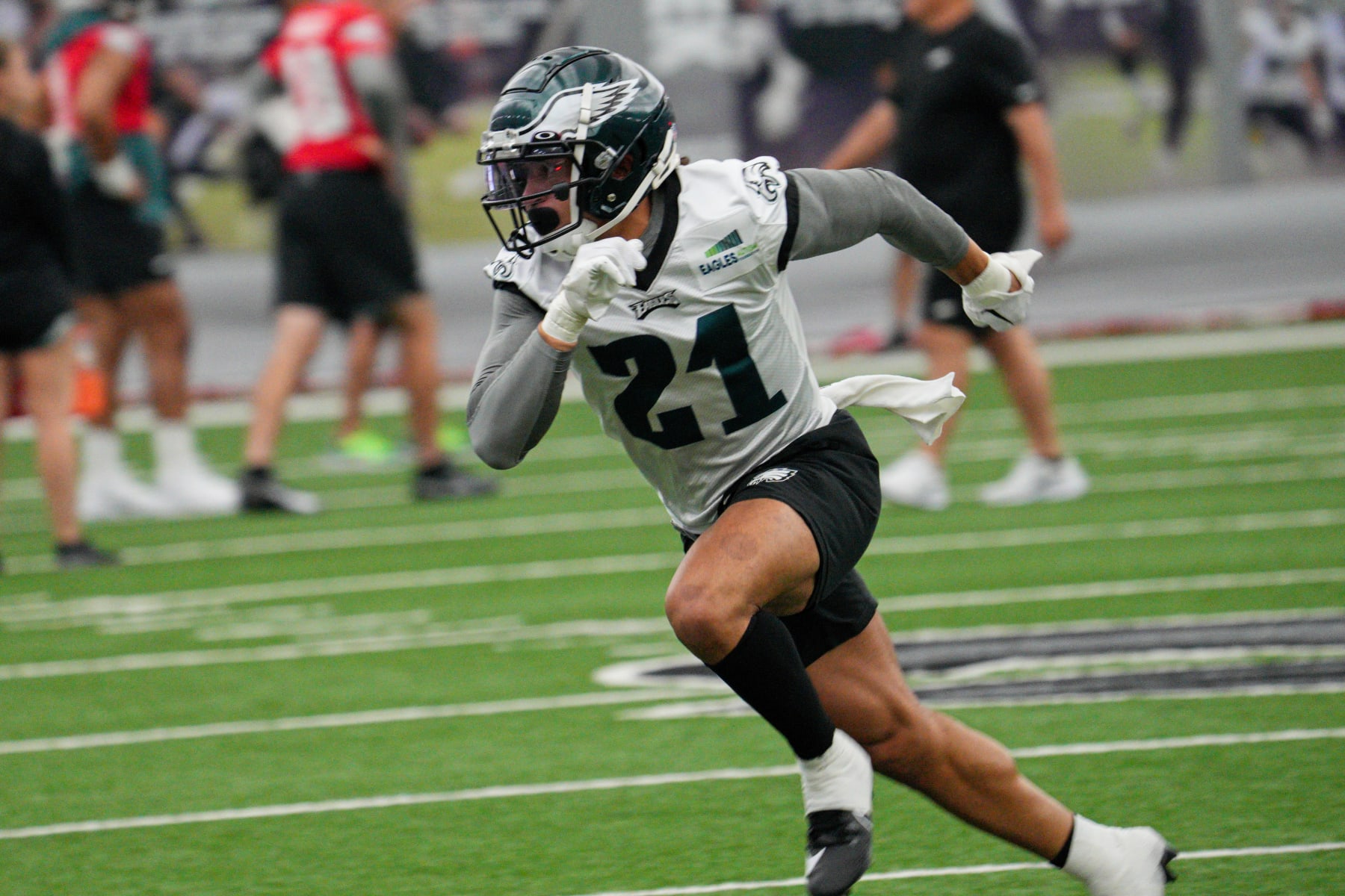 Eagles' DeAndre Carter states his case, amid a swarm of young