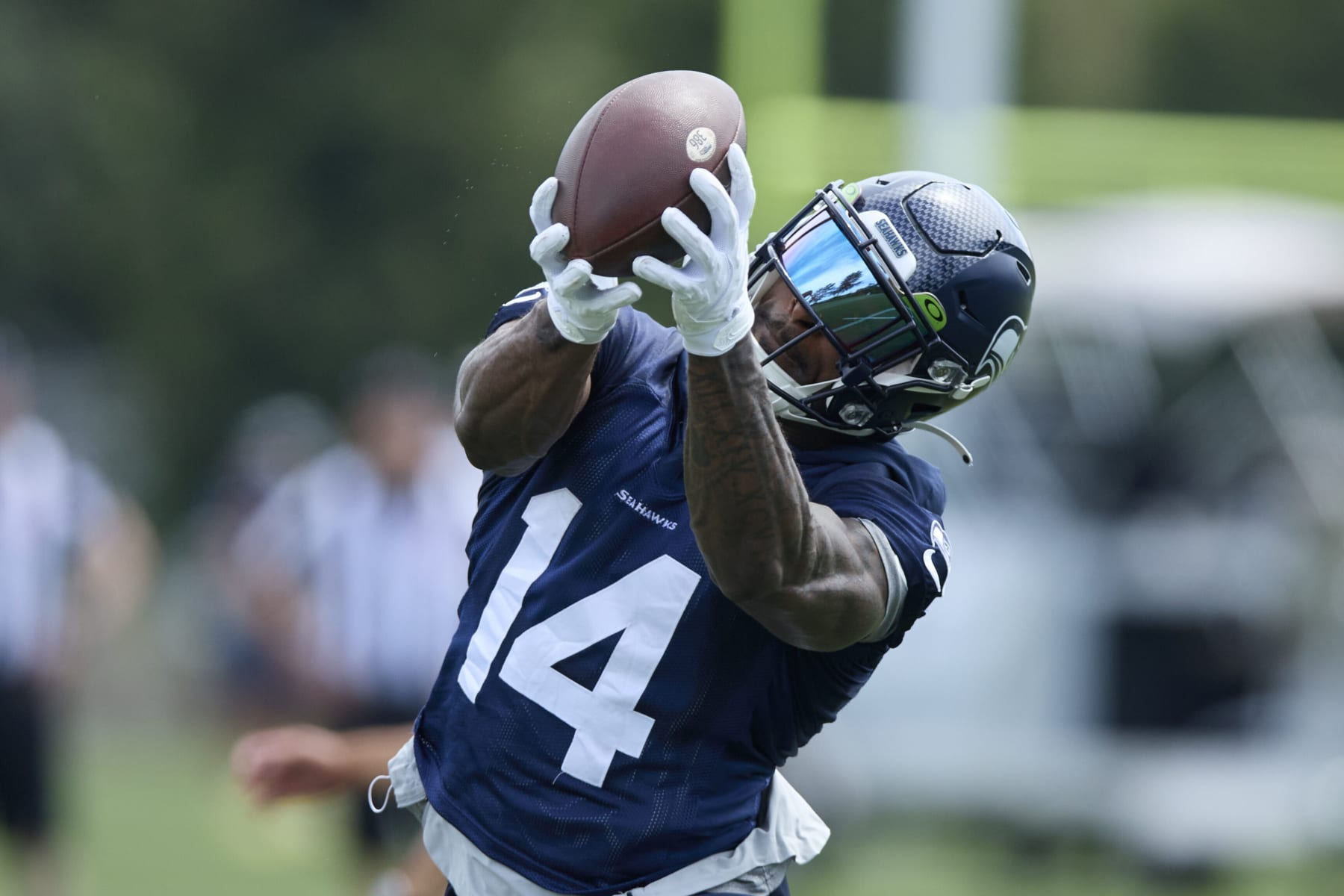 DK Metcalf Makes Insane Leaping Catch In Throwing Sesh  Or Does